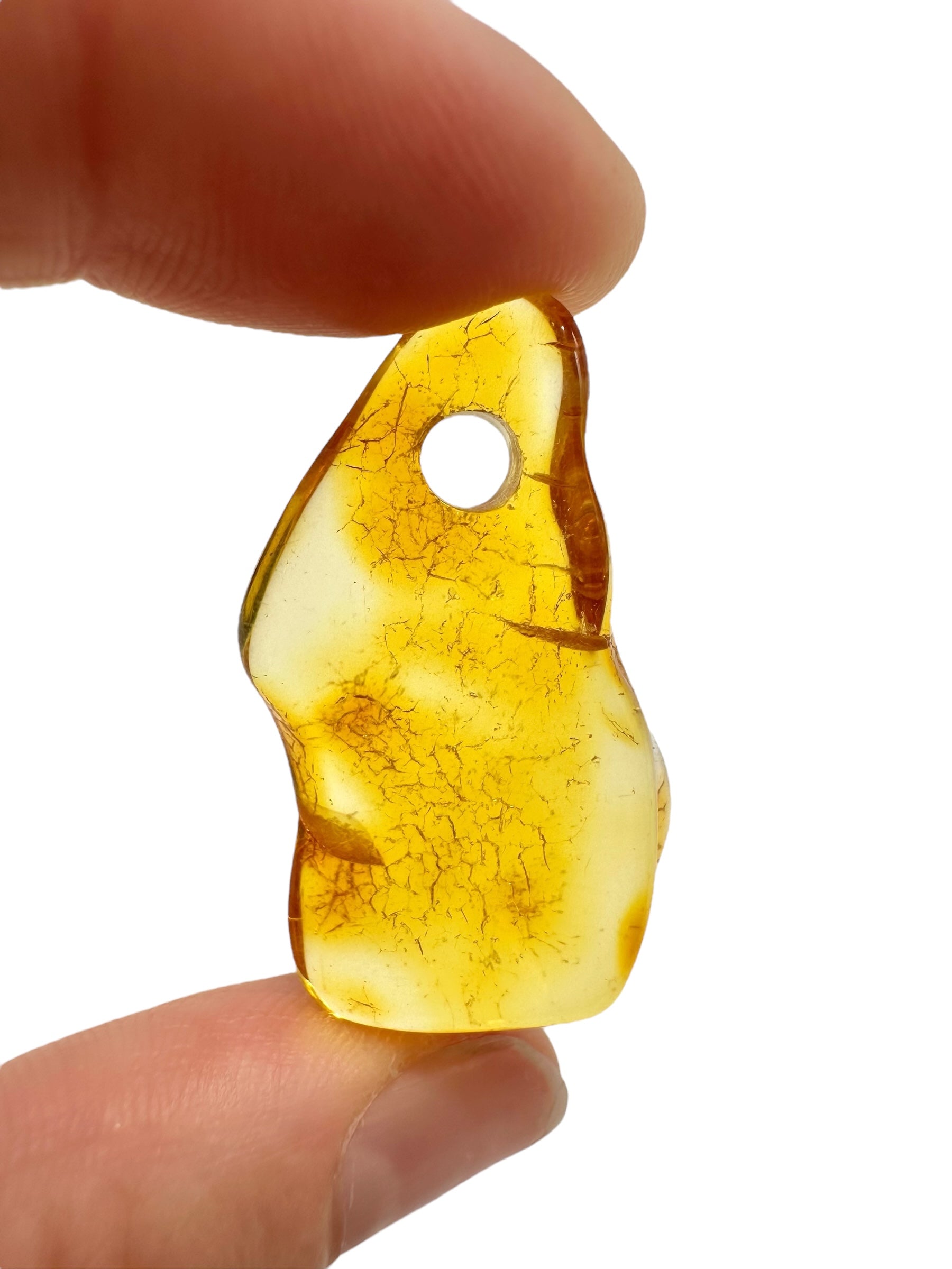 Amber with a drilled hole for hanging 3,1g – Lithuania - JND126