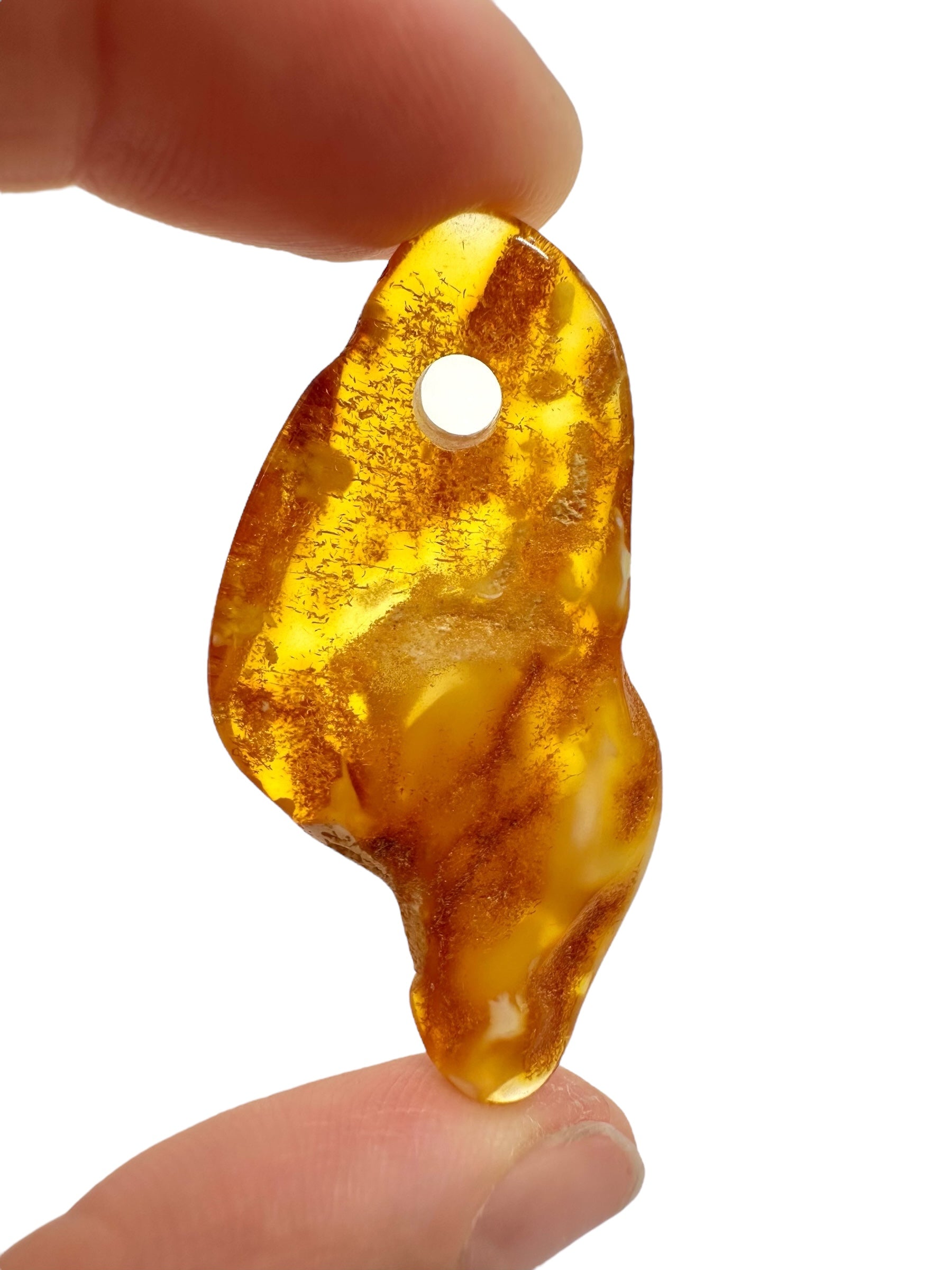 Amber with a drilled hole for hanging 3,6g – Lithuania - JND127