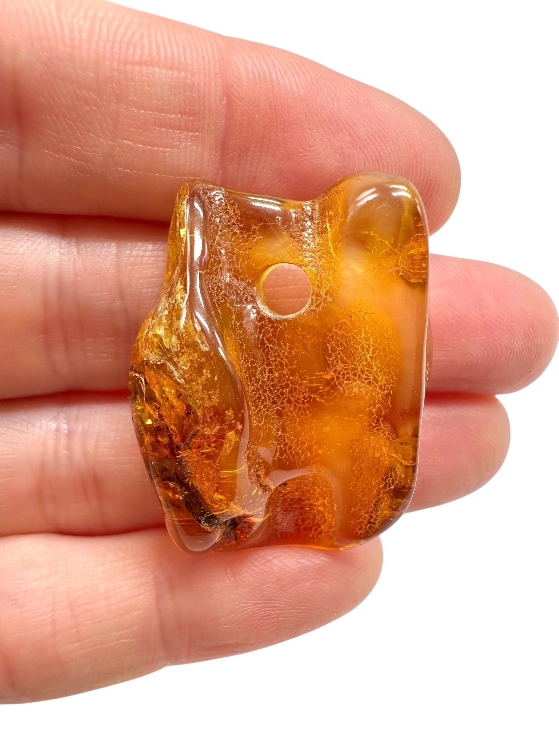Amber with a drilled hole for hanging 3,5g – Lithuania - JND128