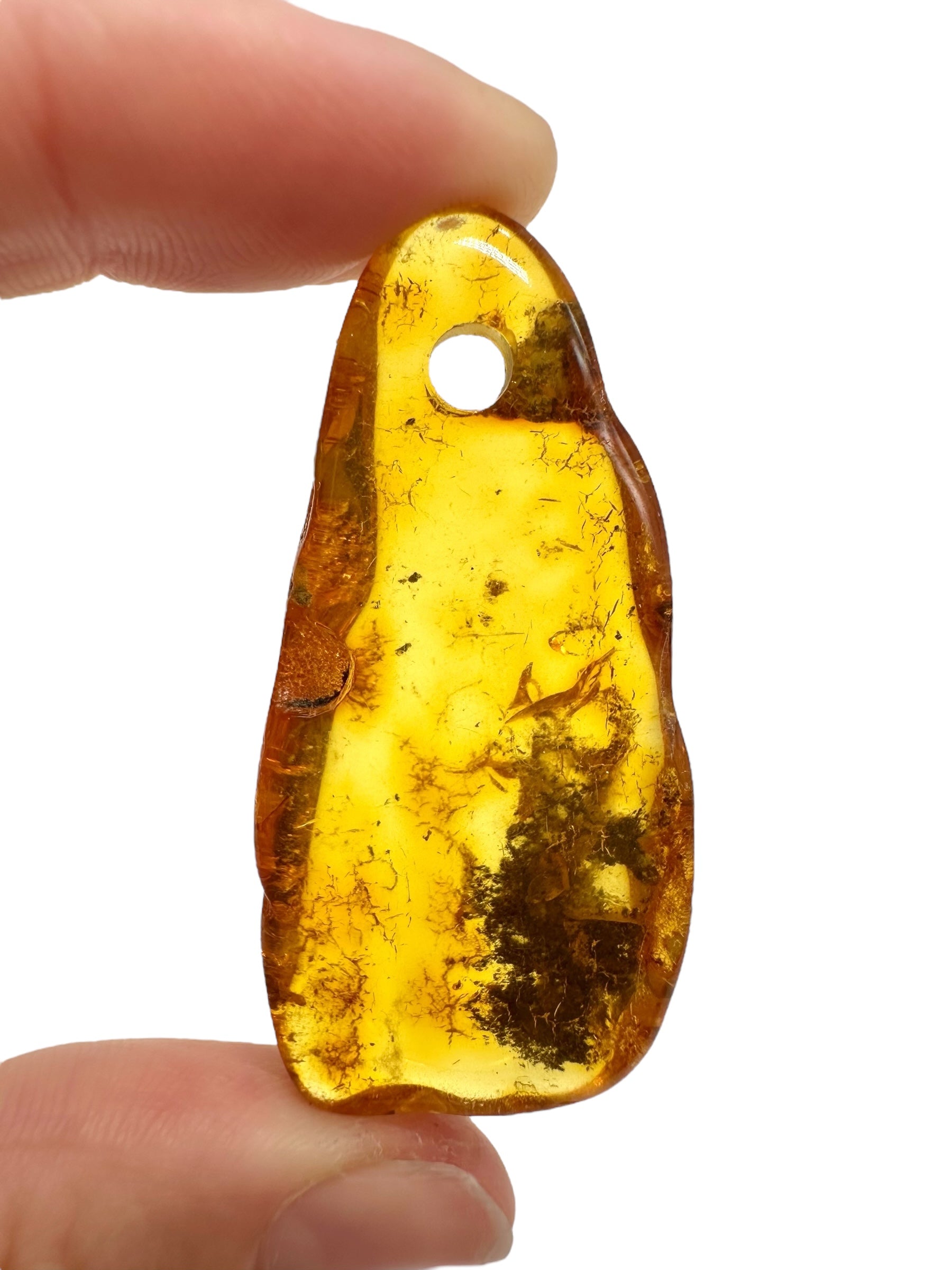 Amber with a drilled hole for hanging 6,2g – Lithuania - JND139