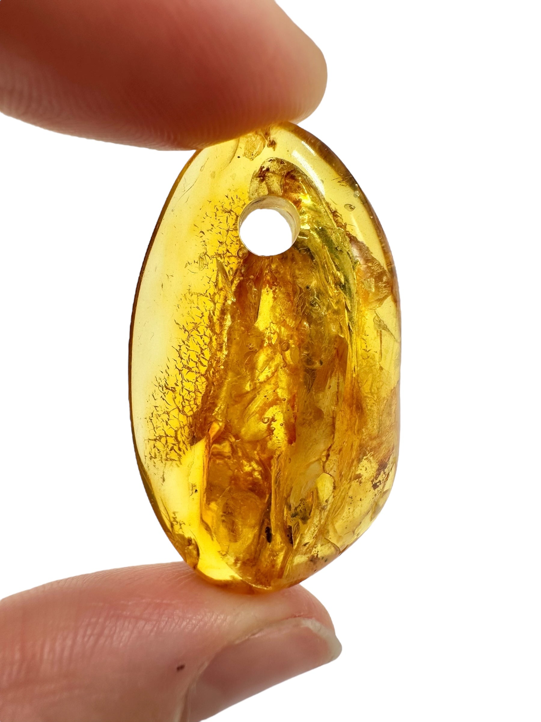 Amber with a drilled hole for hanging 3,7g – Lithuania - JND141