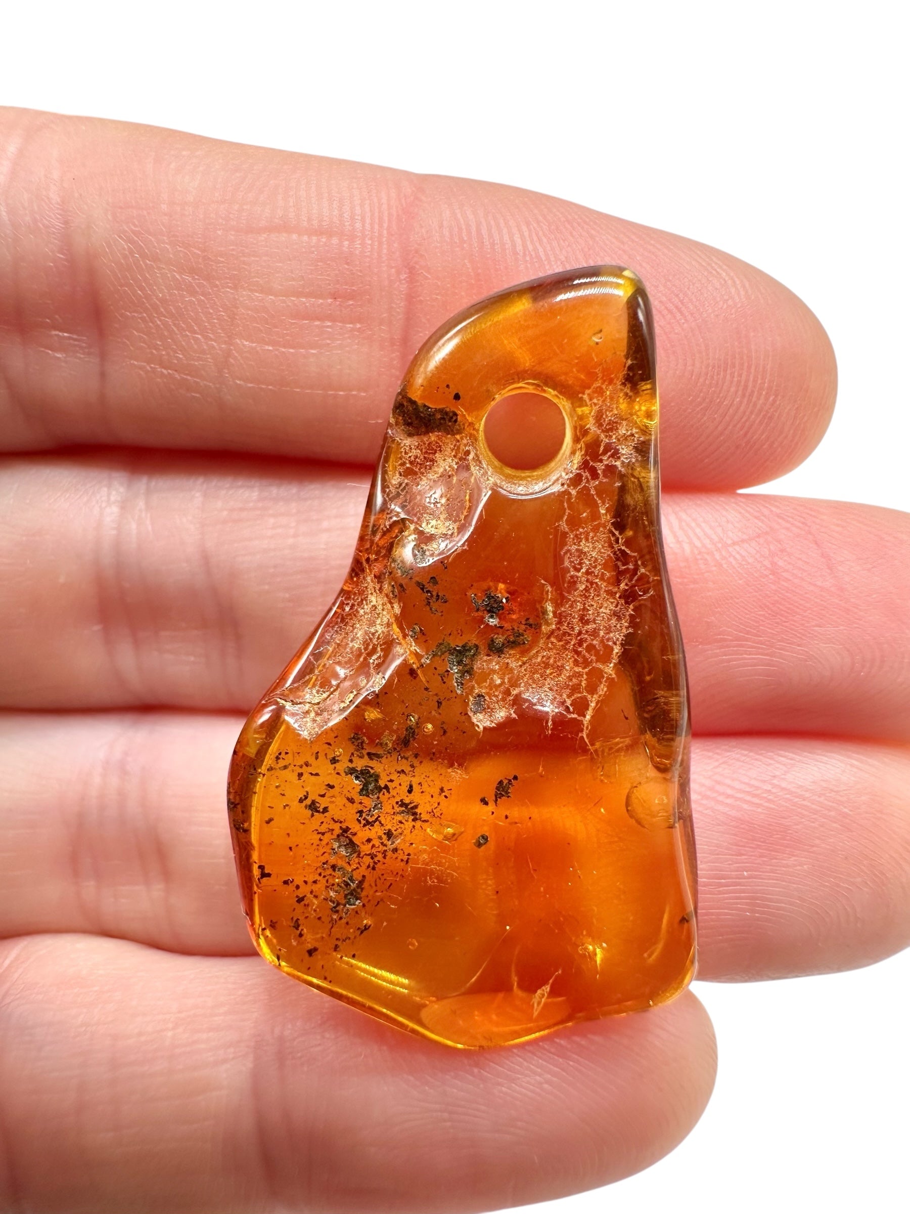 Amber with a drilled hole for hanging 2,7g – Lithuania - JND142