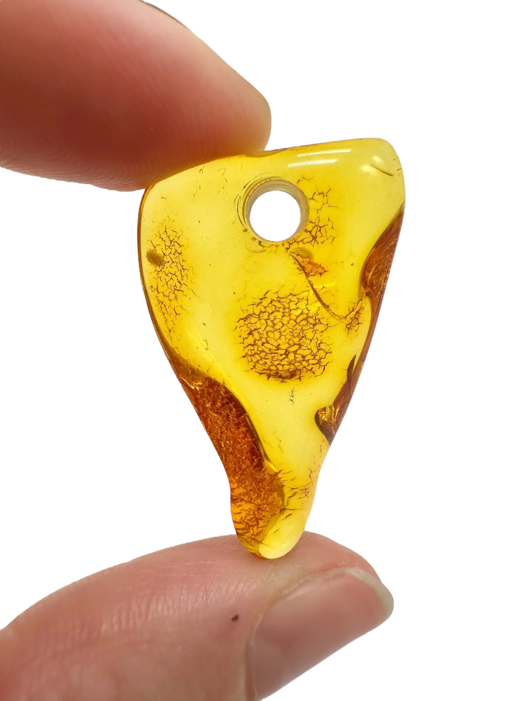 Amber with a drilled hole for hanging 2,4g – Lithuania - JND146