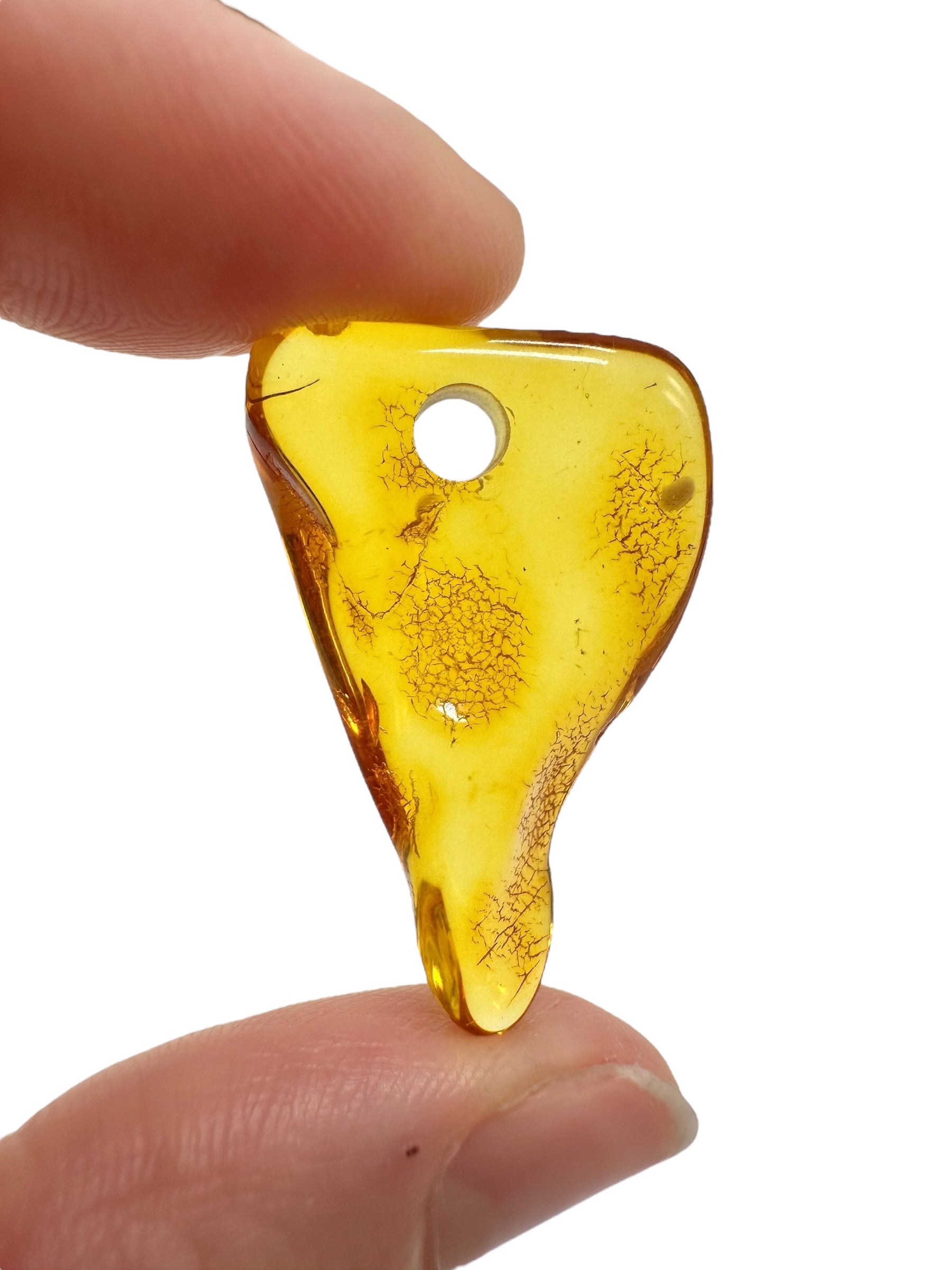 Amber with a drilled hole for hanging 2,4g – Lithuania - JND146