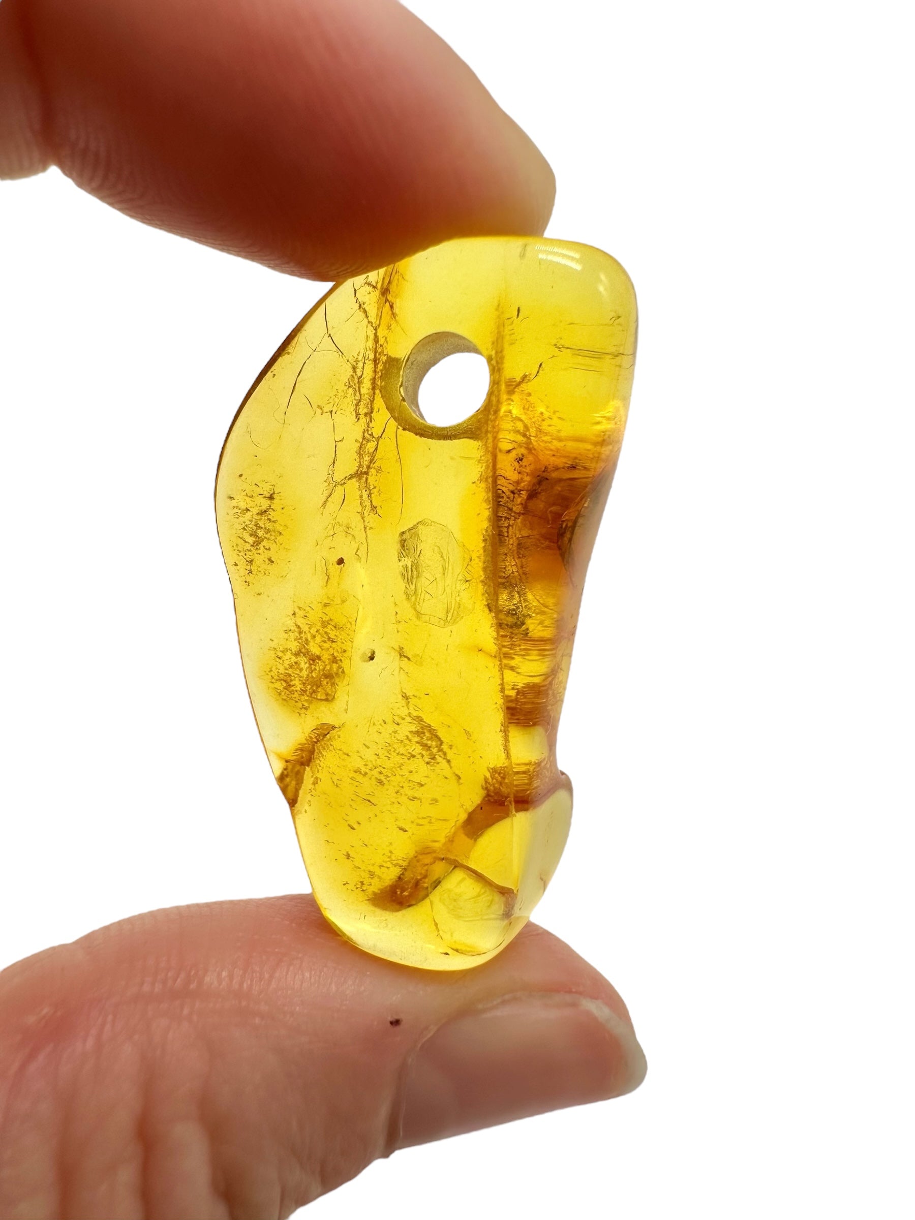 Amber with a drilled hole for hanging 2,9g – Lithuania - JND150