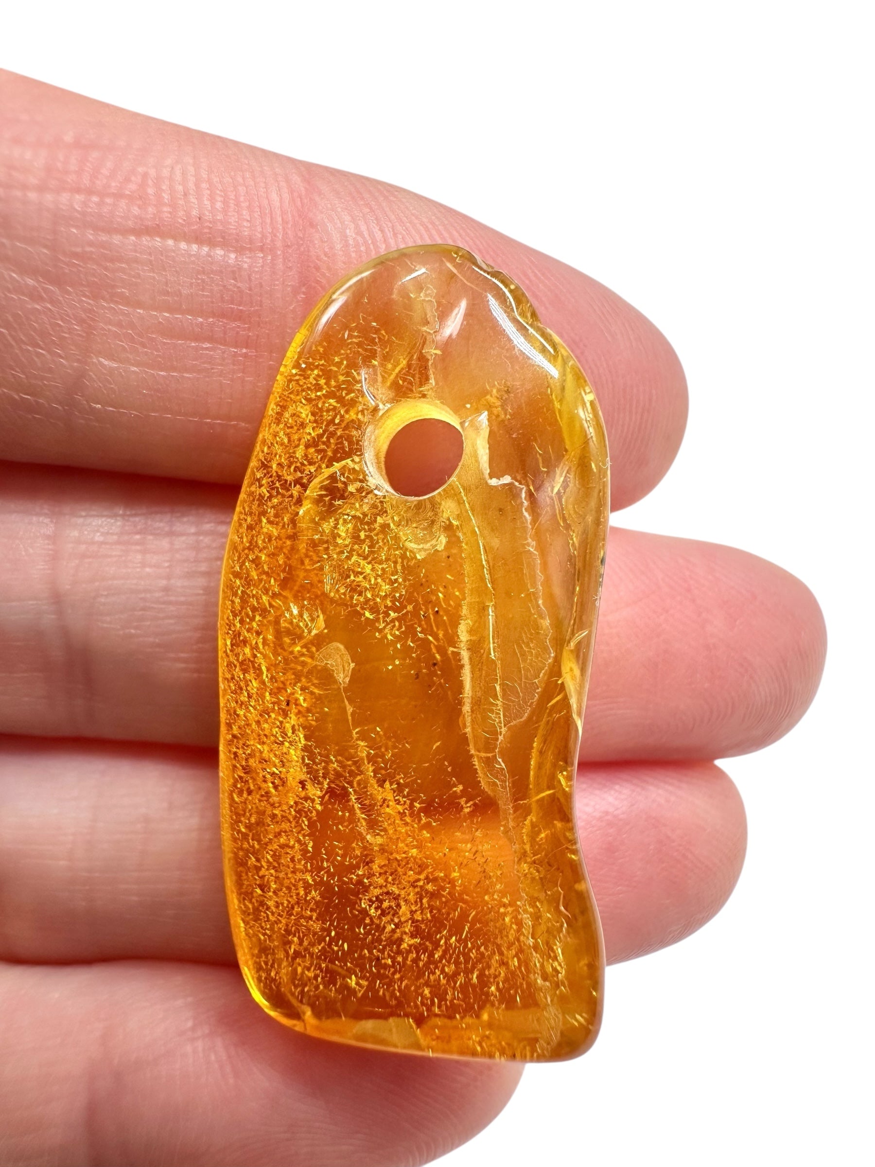 Amber with a drilled hole for hanging 2,8g – Lithuania - JND155