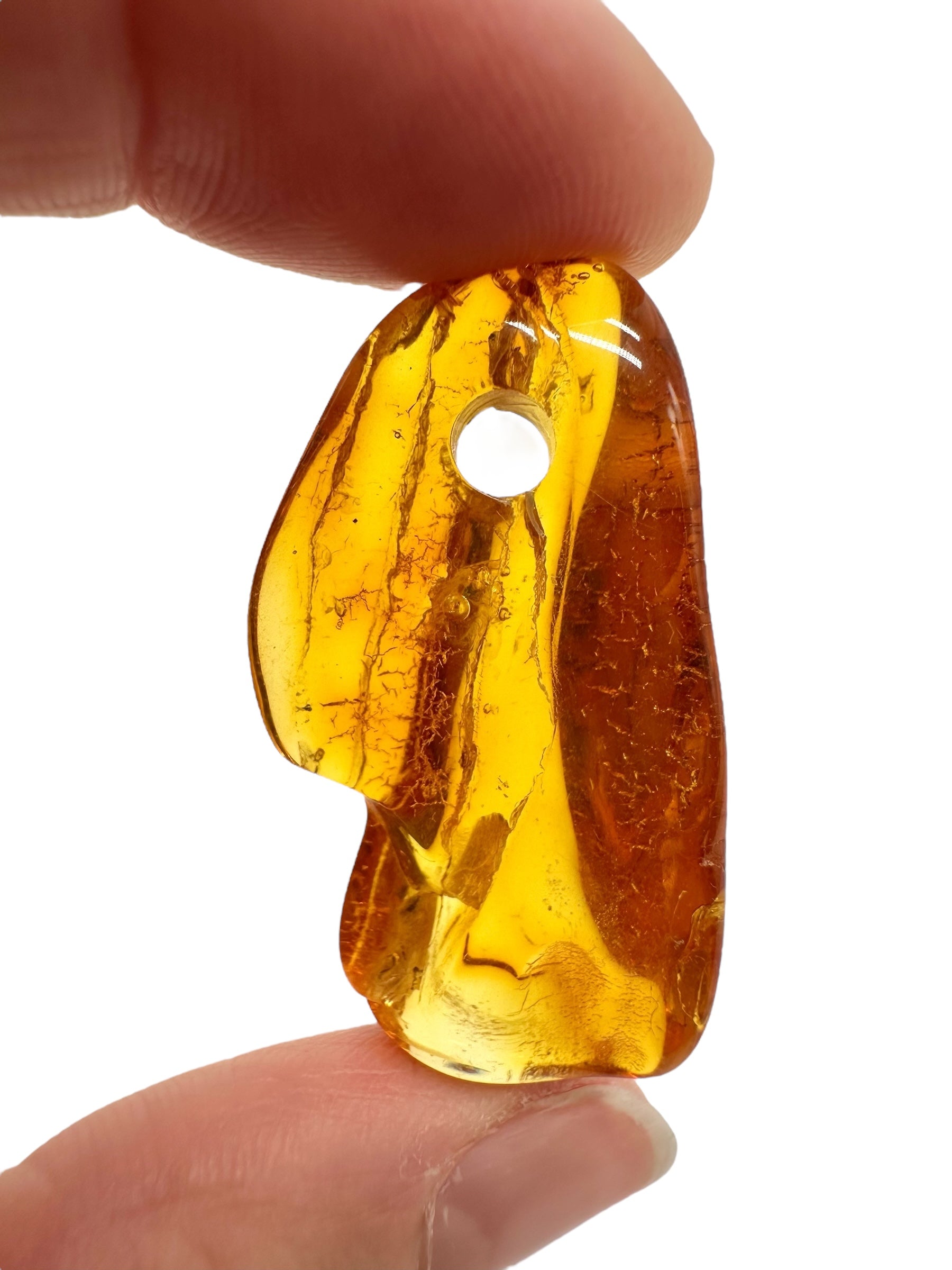 Amber with a drilled hole for hanging 3,5g – Lithuania - JND156
