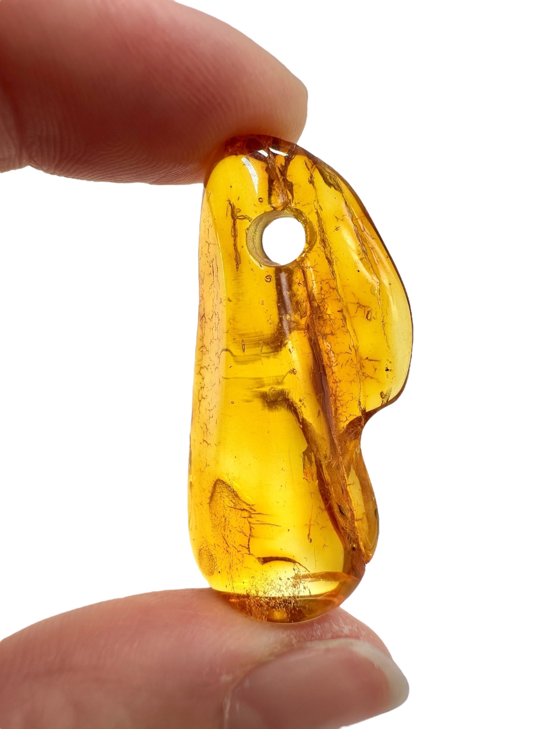 Amber with a drilled hole for hanging 3,5g – Lithuania - JND156