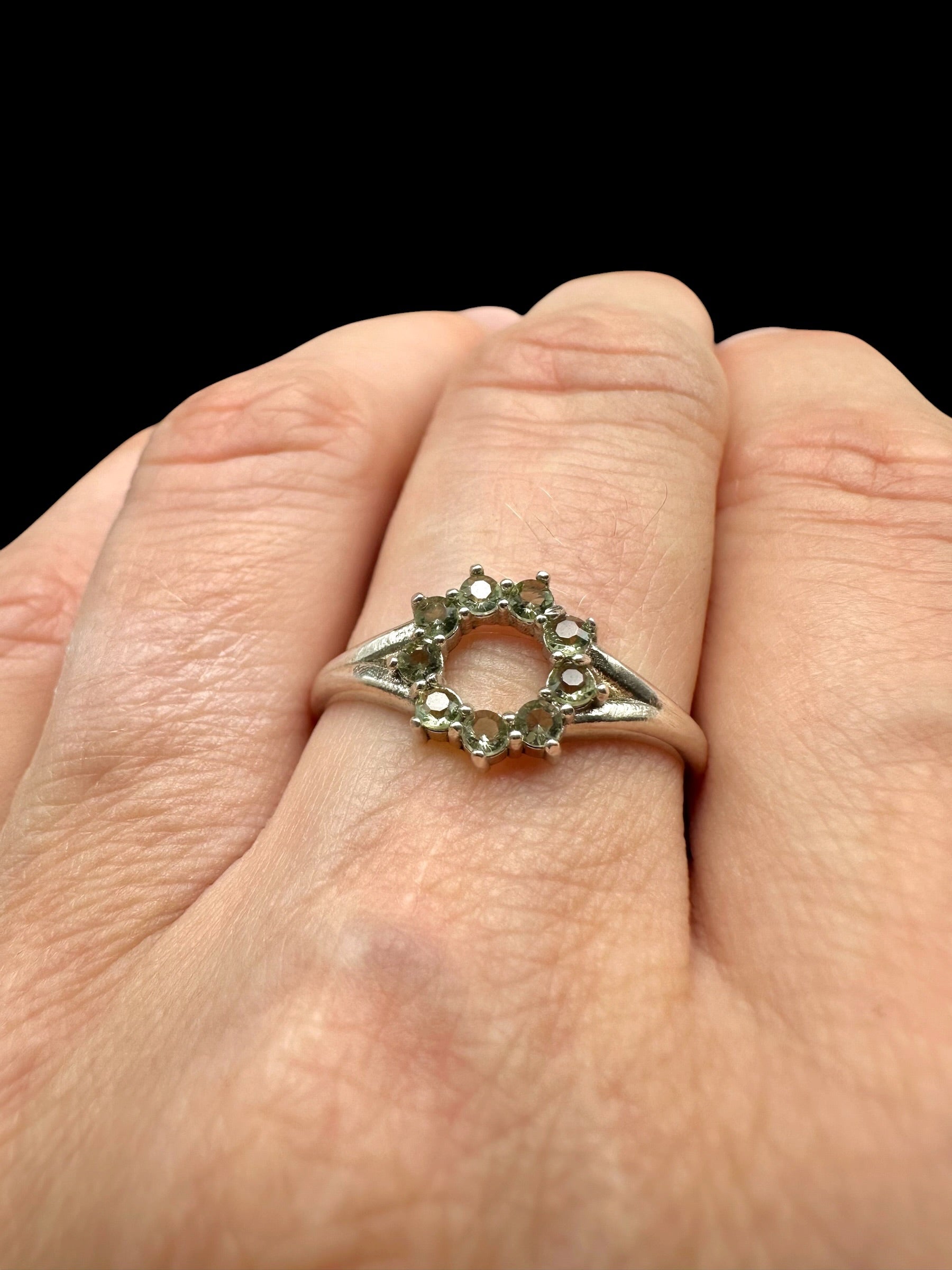 Silver ring with faceted moldavites size 61