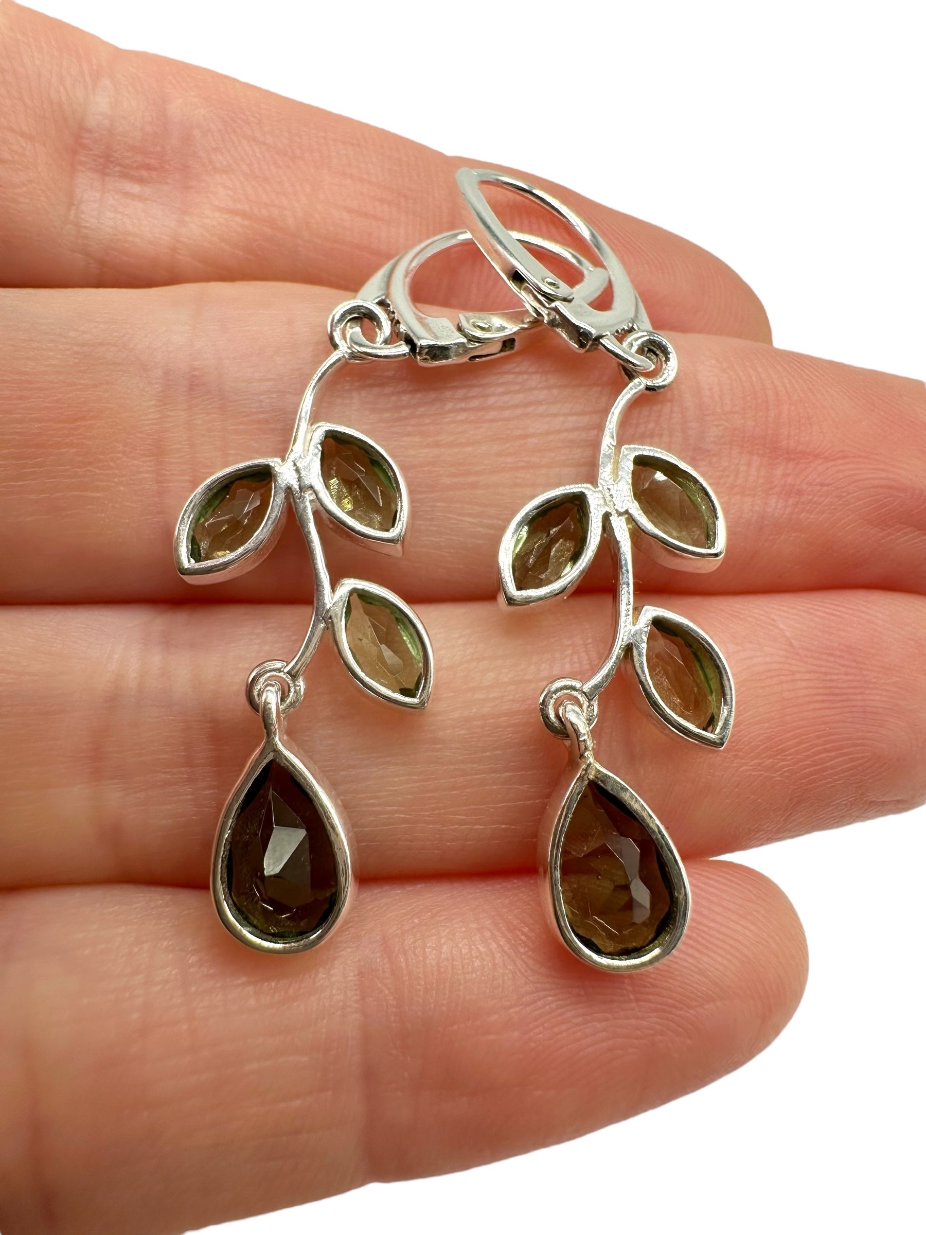 Silver earrings with faceted moldavites 4,1g - SN/V032
