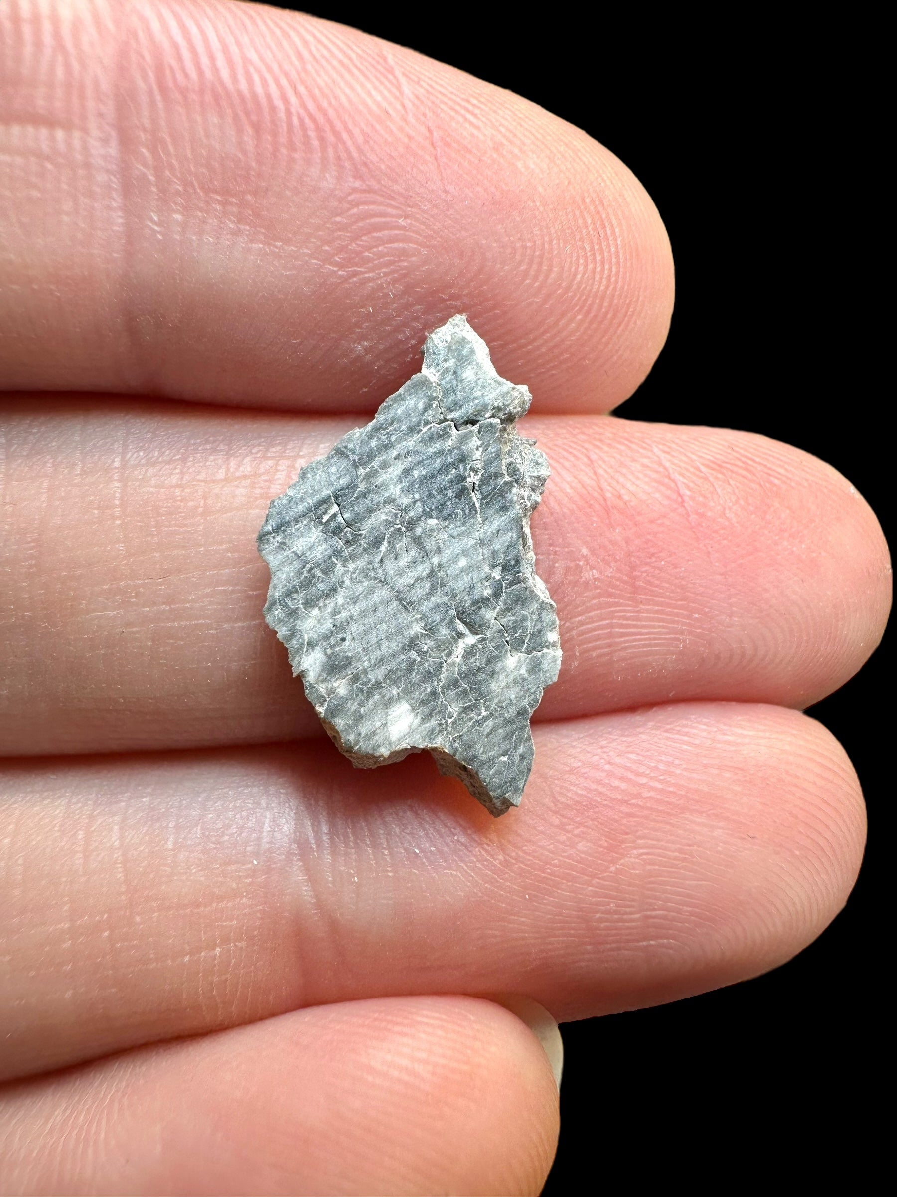 Lunar meteorite Gadamis 004 – 0,6g – Libya - MEGD12