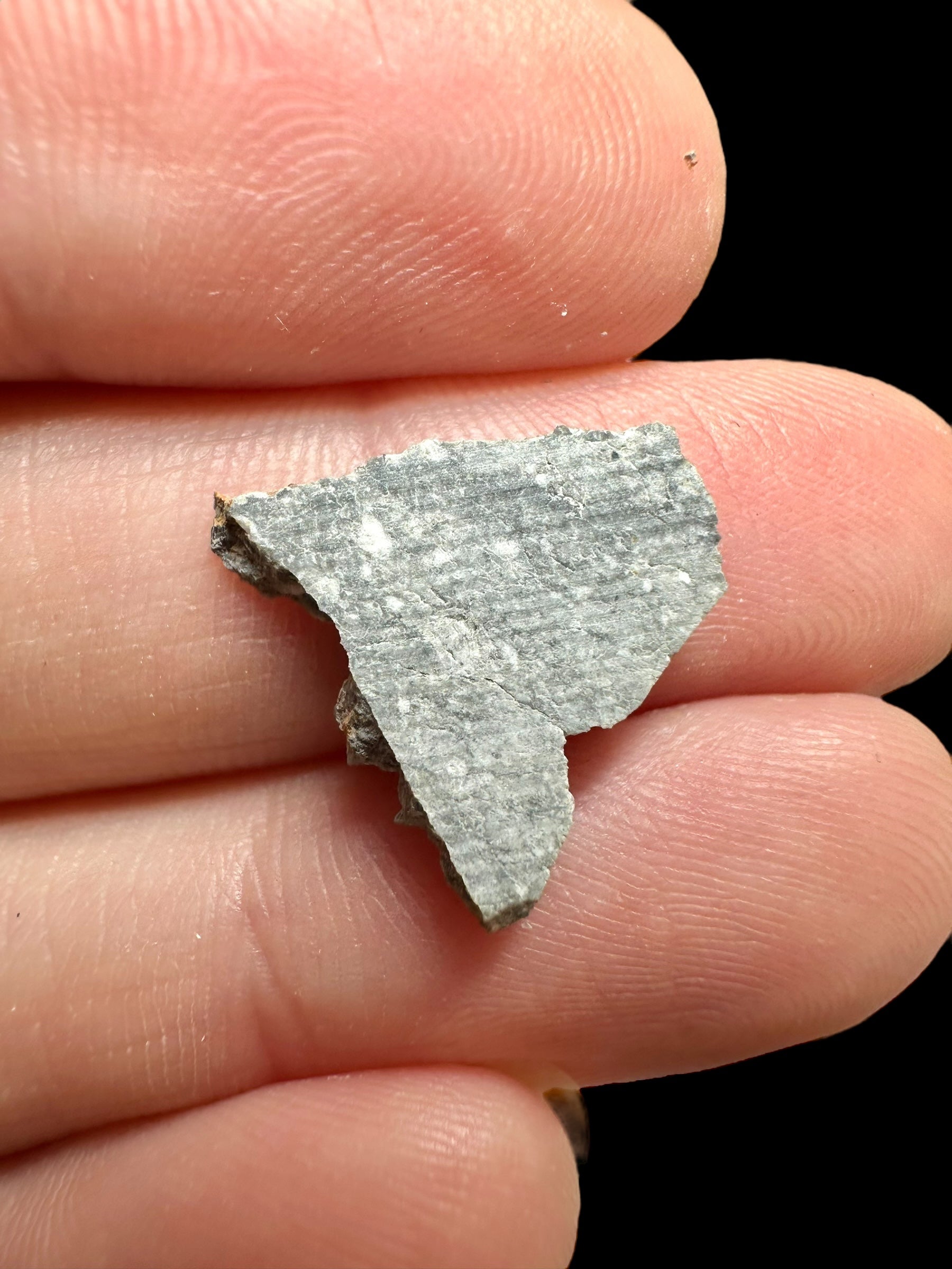 Lunar meteorite Gadamis 004 – 0,6g – Libya - MEGD14