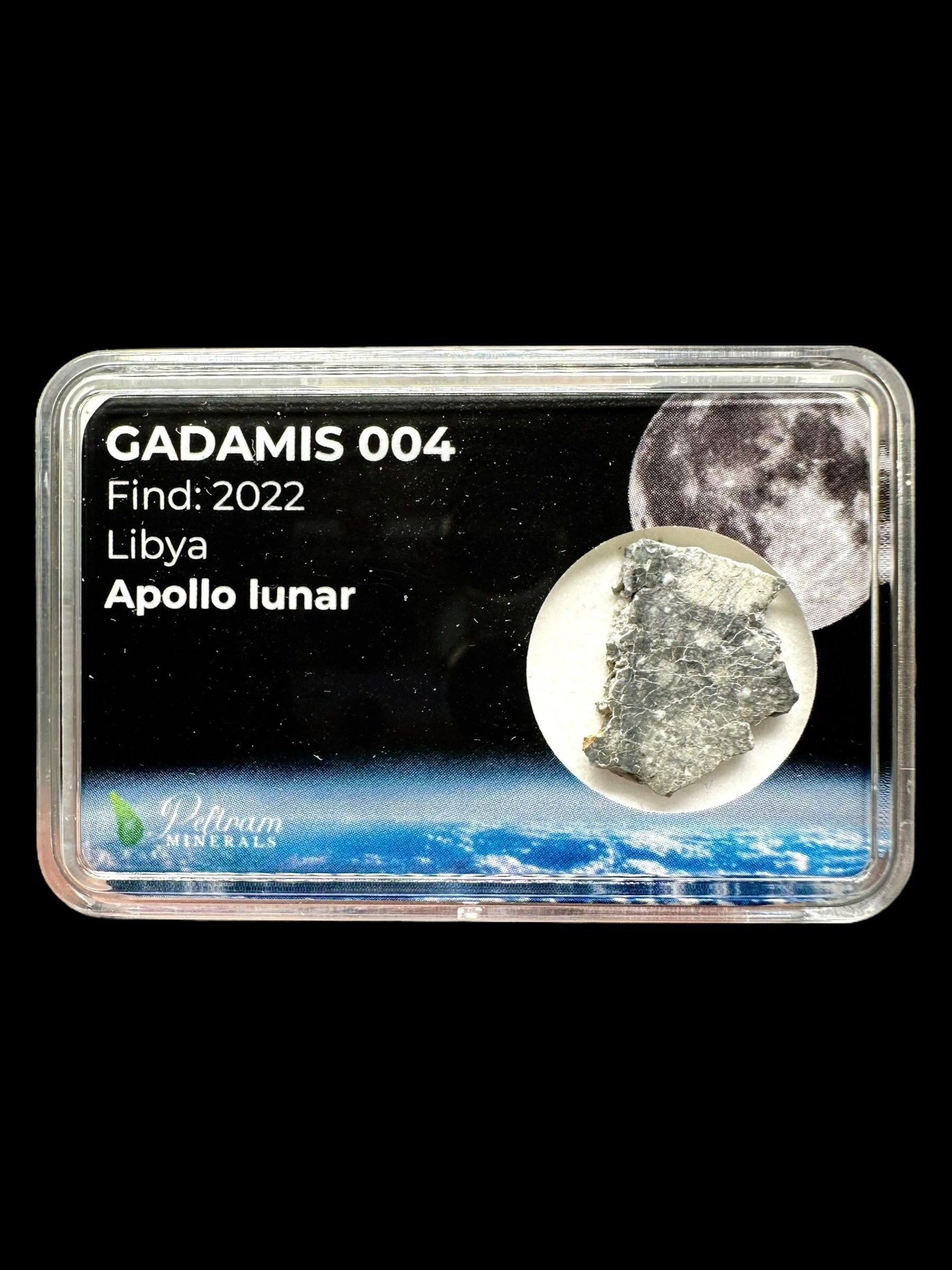 Lunar meteorite Gadamis 004 – 0,7g – Libya