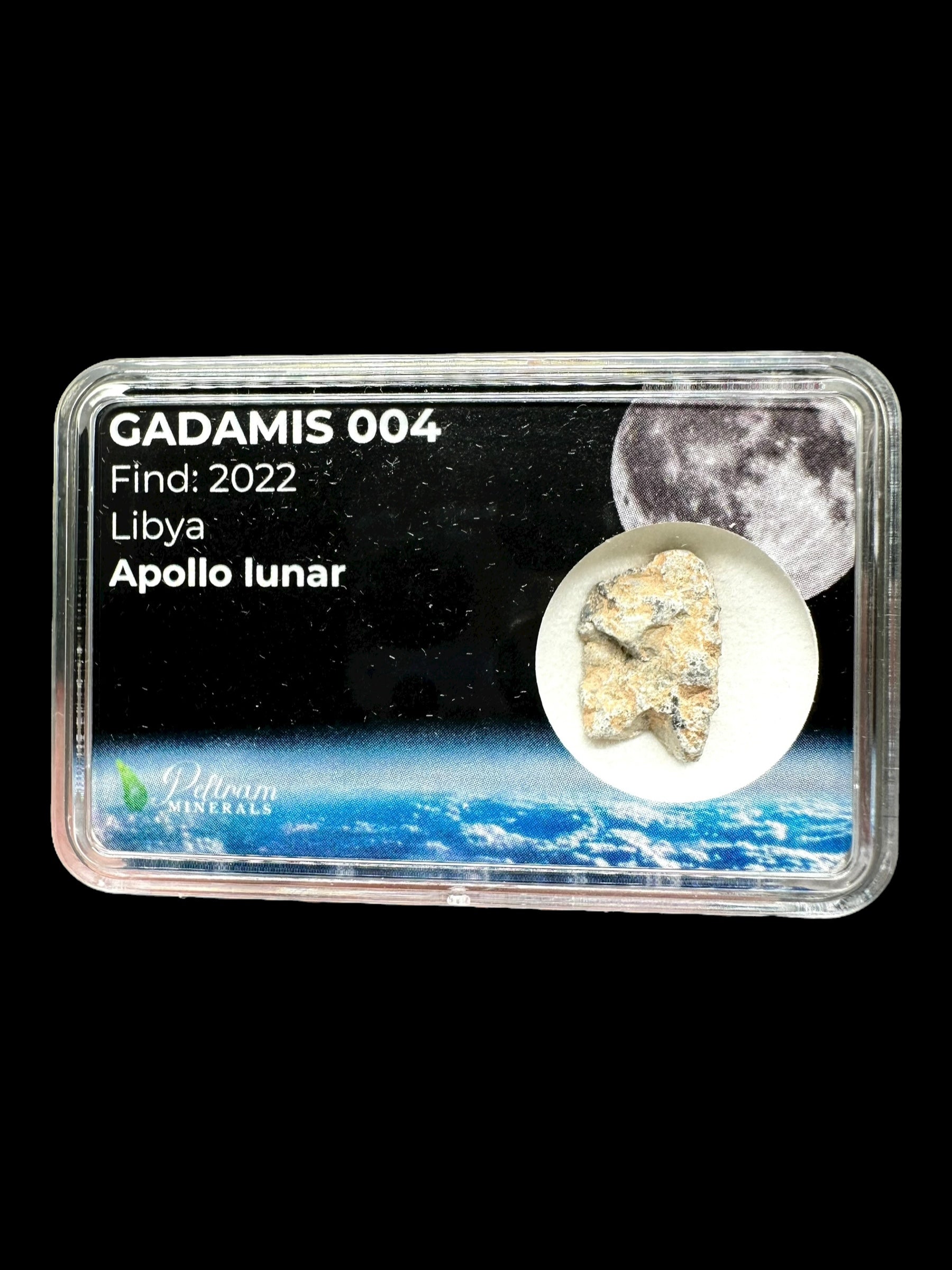 Lunar meteorite Gadamis 004 – 0,9g – Libya