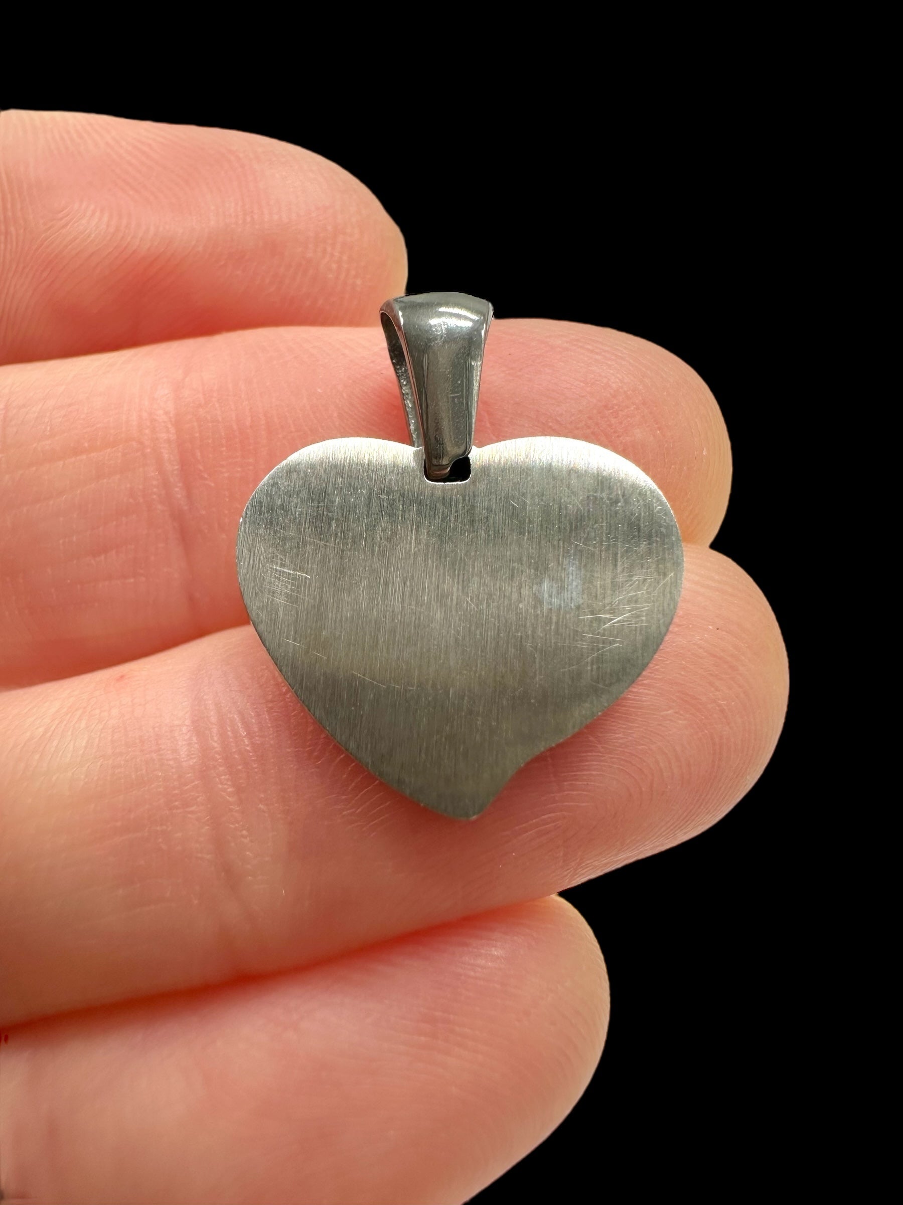 Aletai meteorite pendant / heart - P/M069