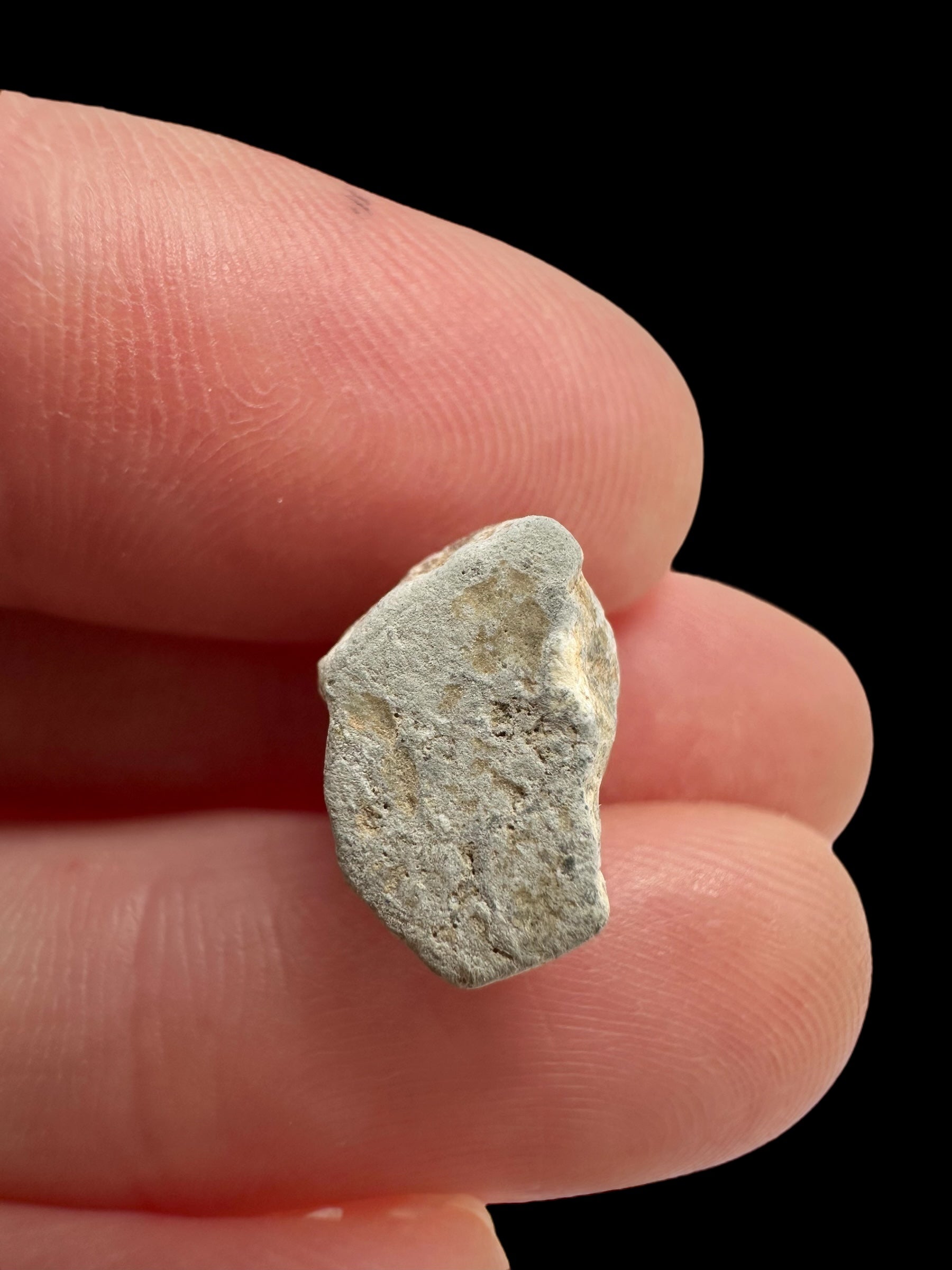 Lunar meteorite Gadamis 004 – 1,2g – Libya - MEGD43