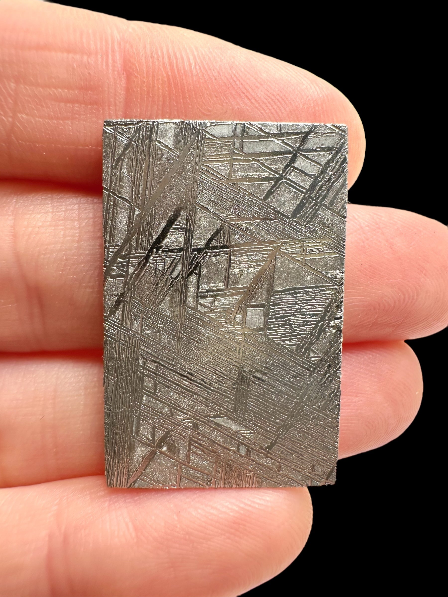 Meteorite Muonionalusta 8g – Extra quality – Norrbotten, Sweden