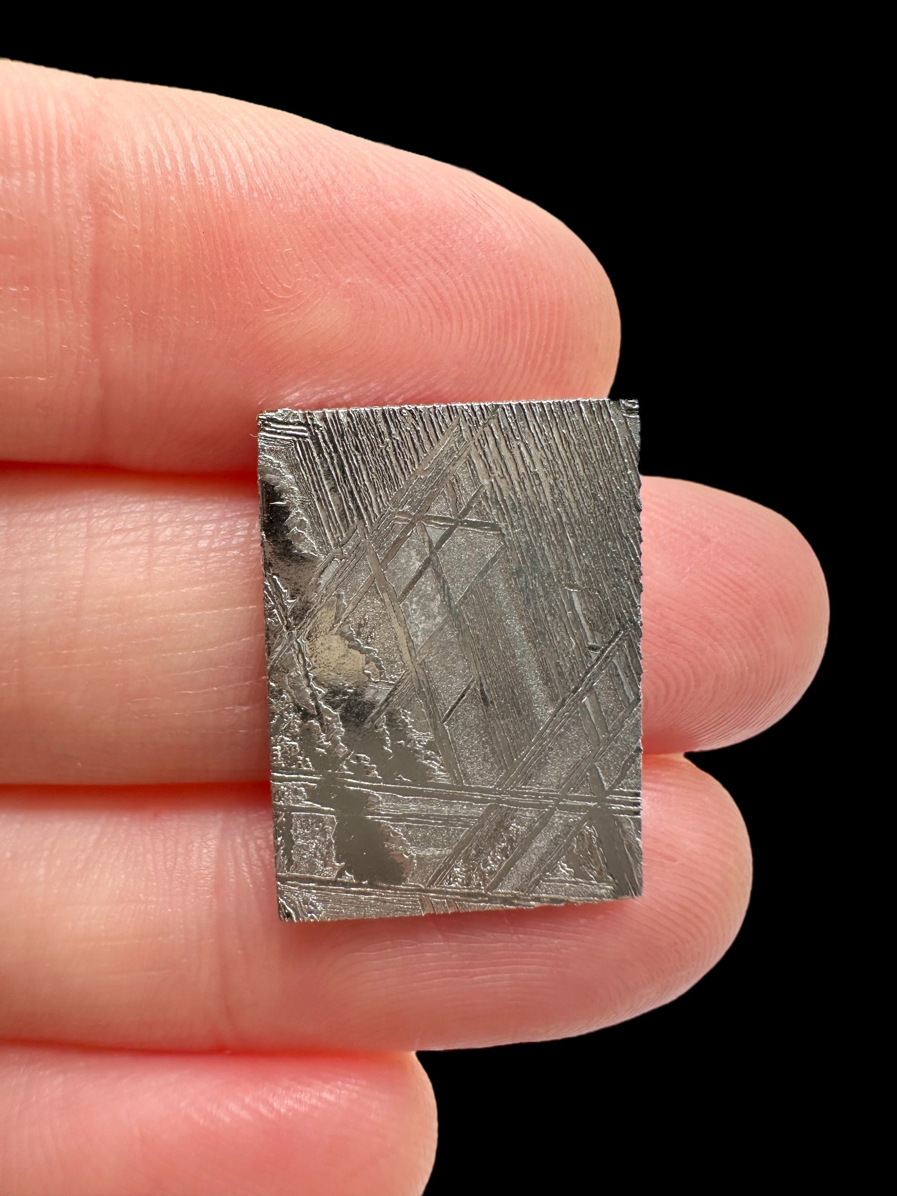 Meteorite Muonionalusta 3,7g – Extra quality – Norrbotten, Sweden - MEMO101