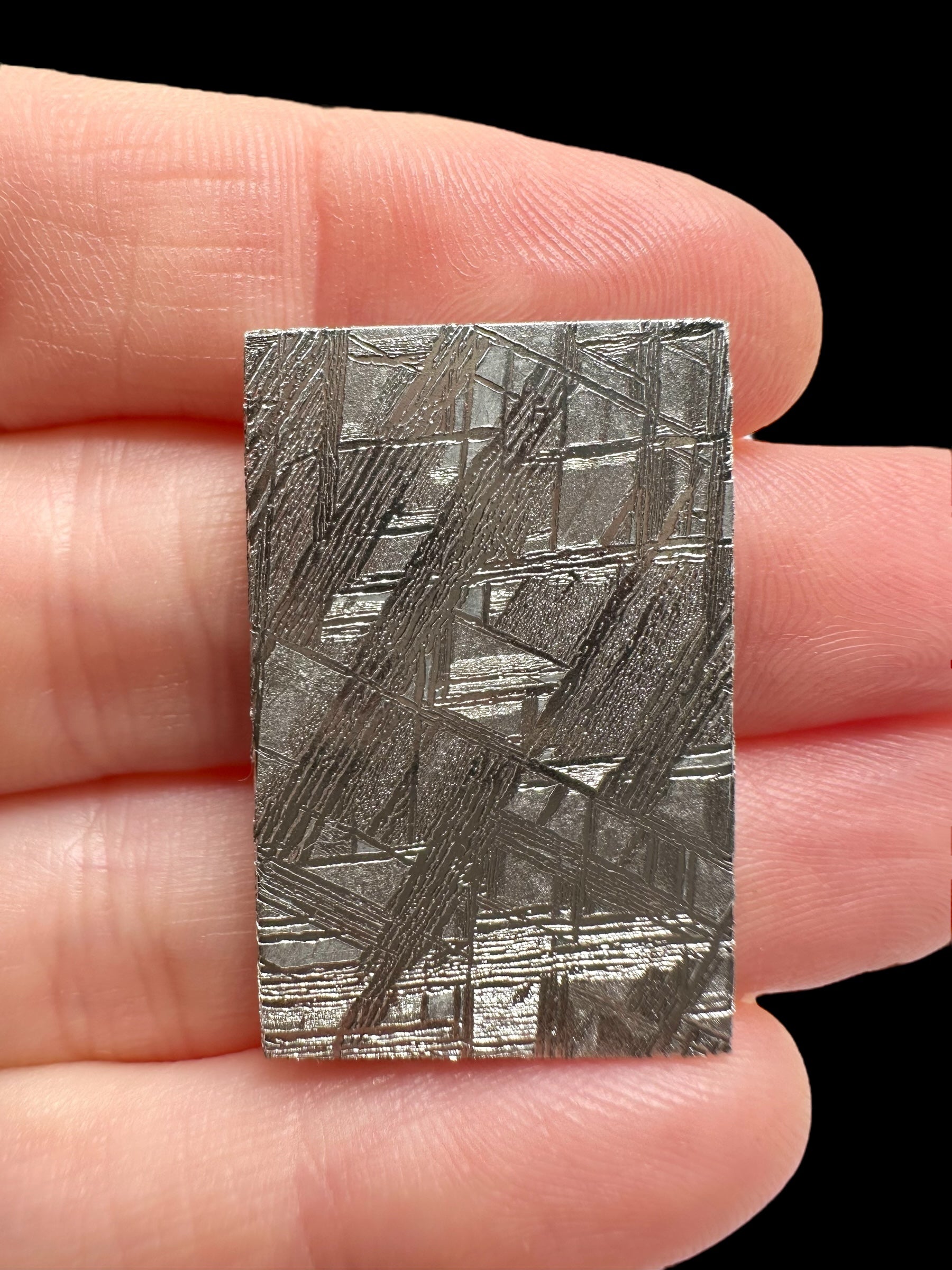 Meteorite Muonionalusta 8g – Extra quality – Norrbotten, Sweden