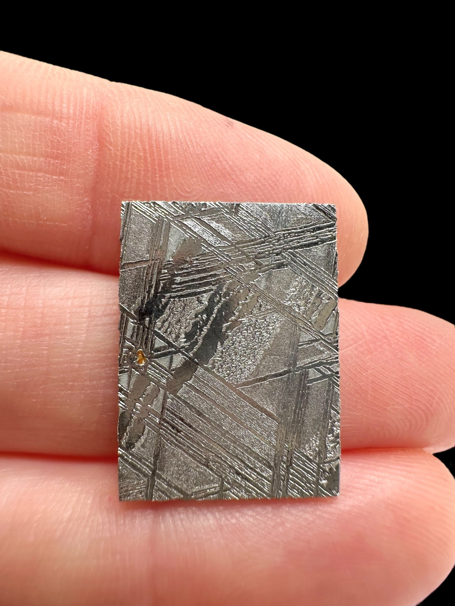 Meteorite Muonionalusta 3,8g – Extra quality – Norrbotten, Sweden - MEMO110