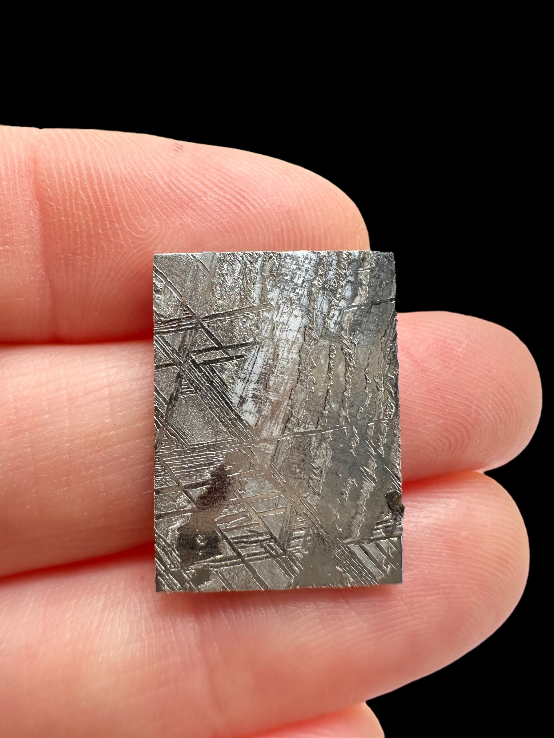 Meteorite Muonionalusta 3,8g – Extra quality – Norrbotten, Sweden - MEMO112