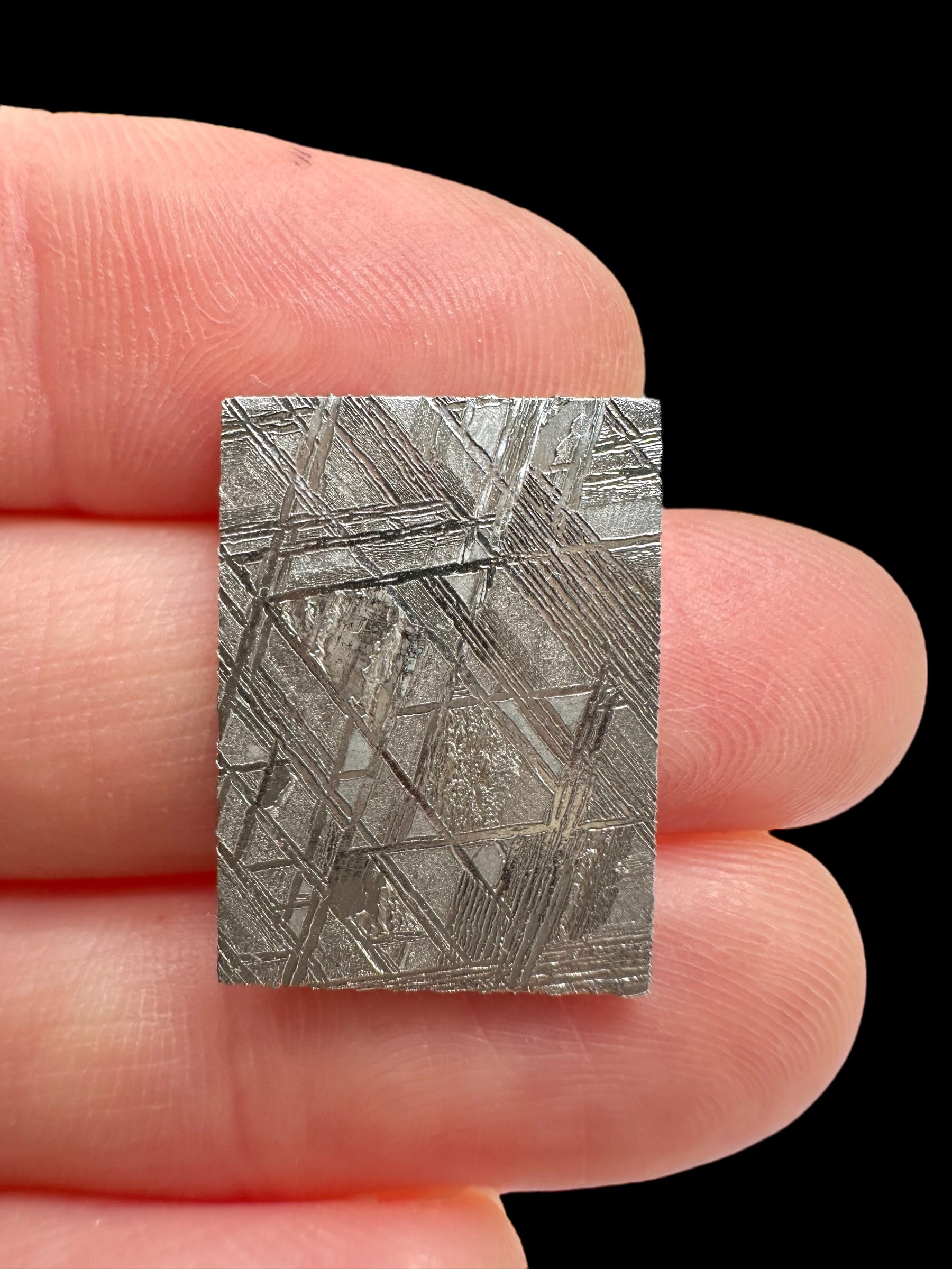 Meteorite Muonionalusta 3,7g – Extra quality – Norrbotten, Sweden - MEMO113