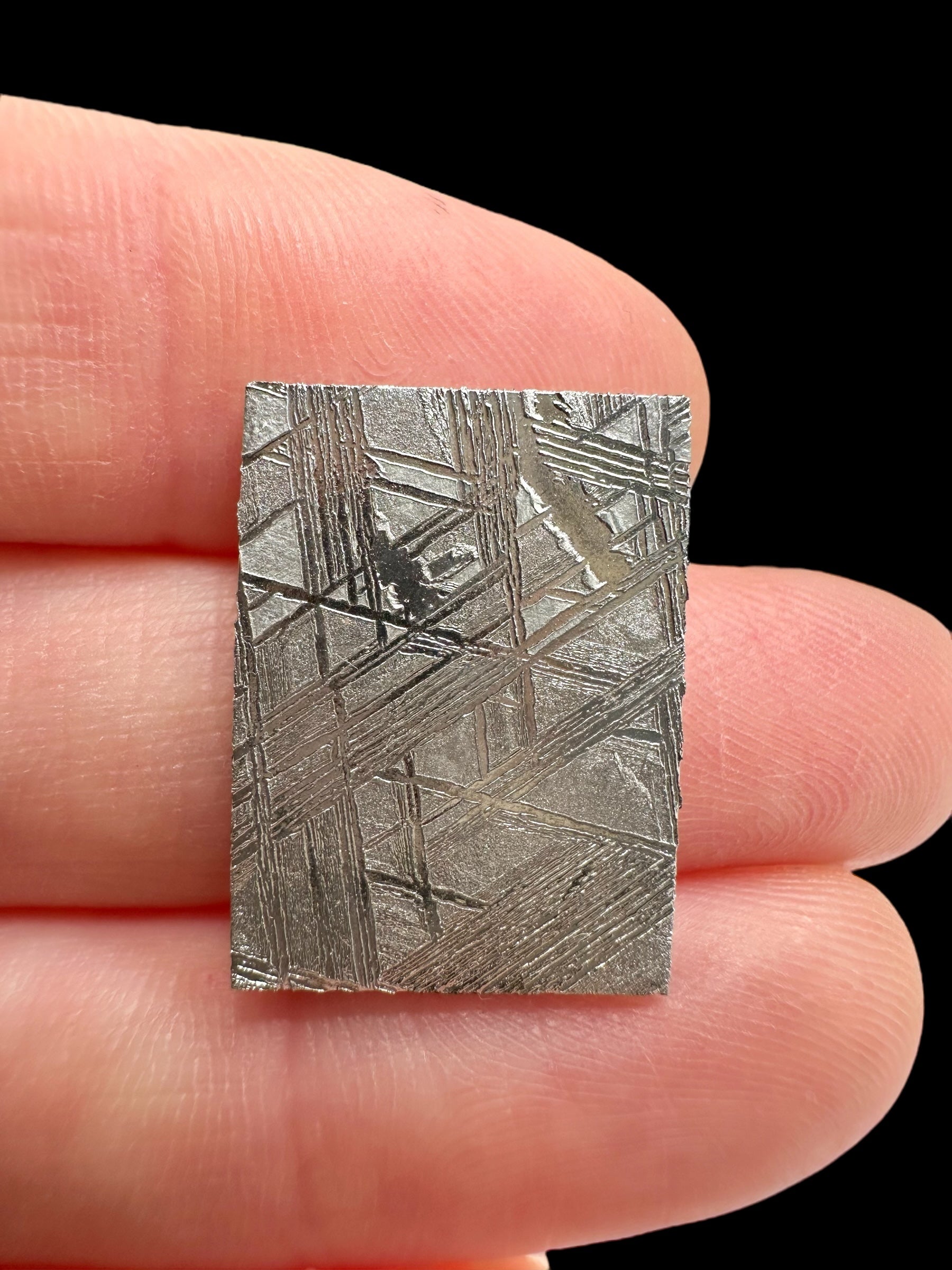 Meteorite Muonionalusta 3,8g – Extra quality – Norrbotten, Sweden - MEMO115
