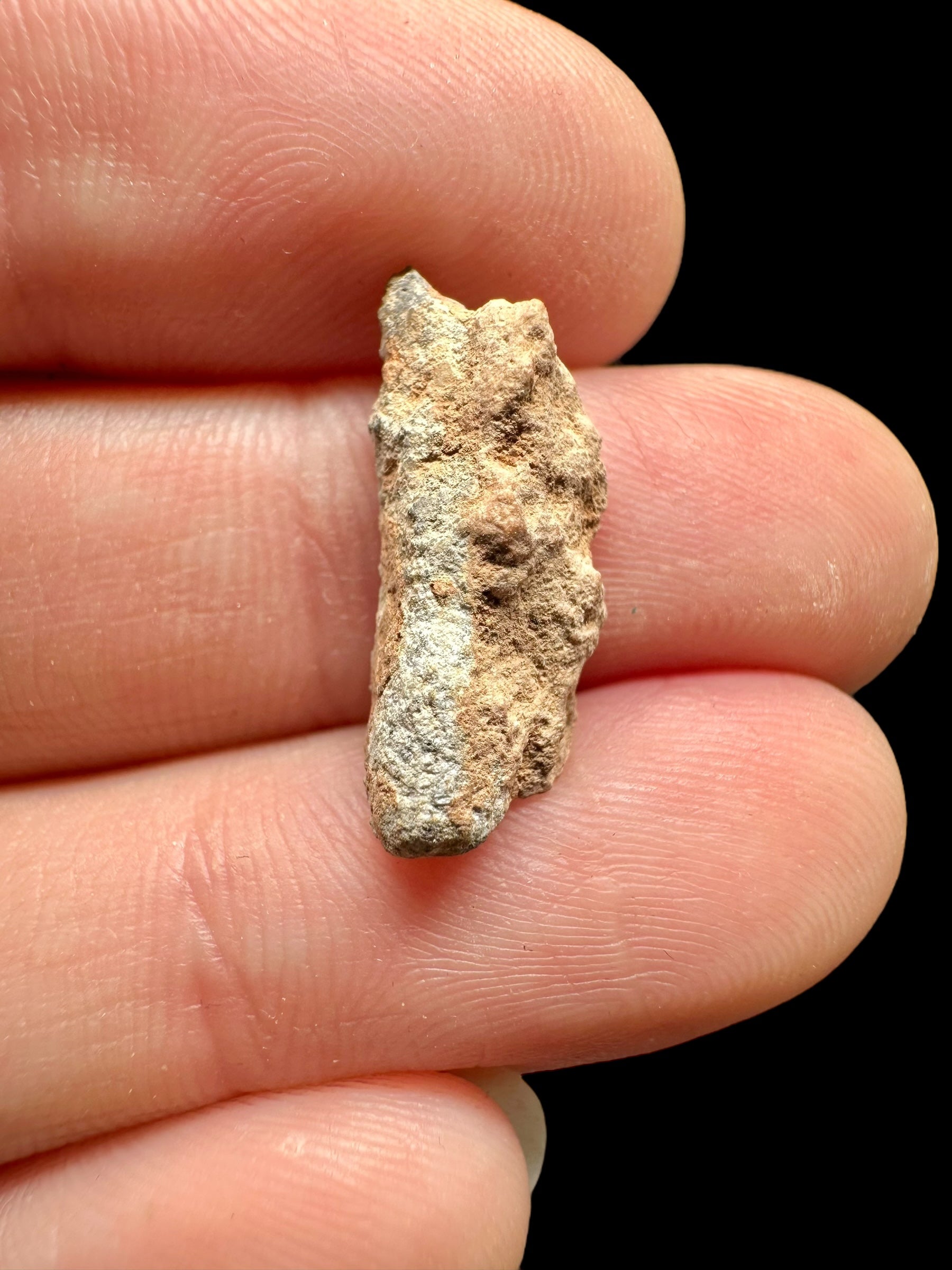 Lunar meteorite Bechar 007 – 0,9g – Algeria