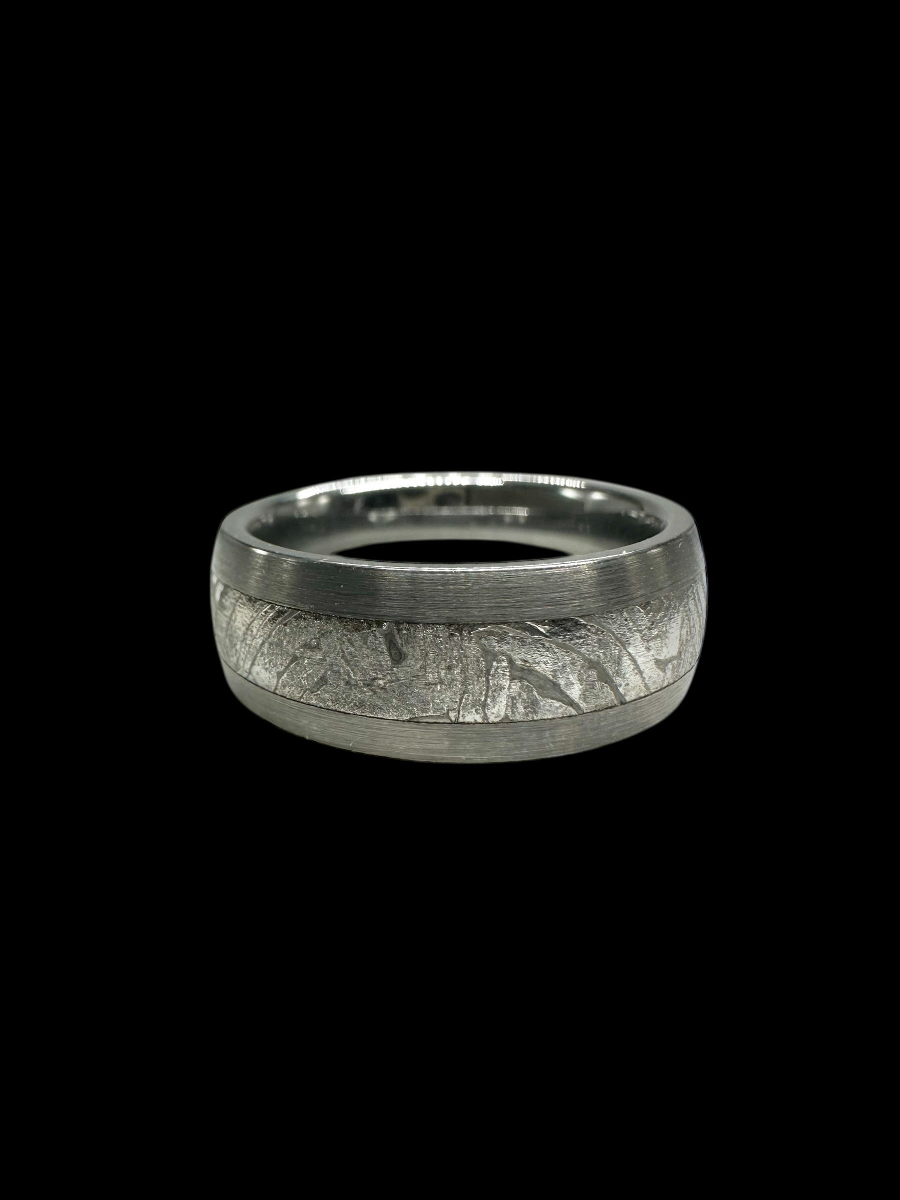 Aletai meteorite ring – Size 59 - P/M075