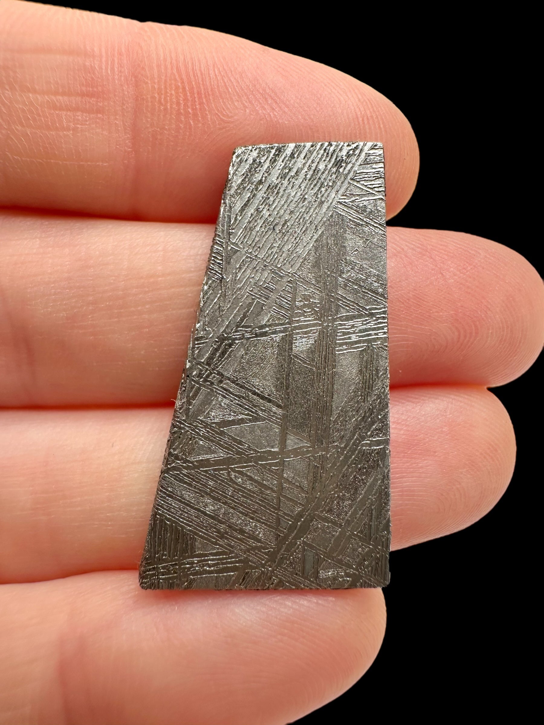 Meteorite Muonionalusta 6,8g – Extra quality – Norrbotten, Sweden