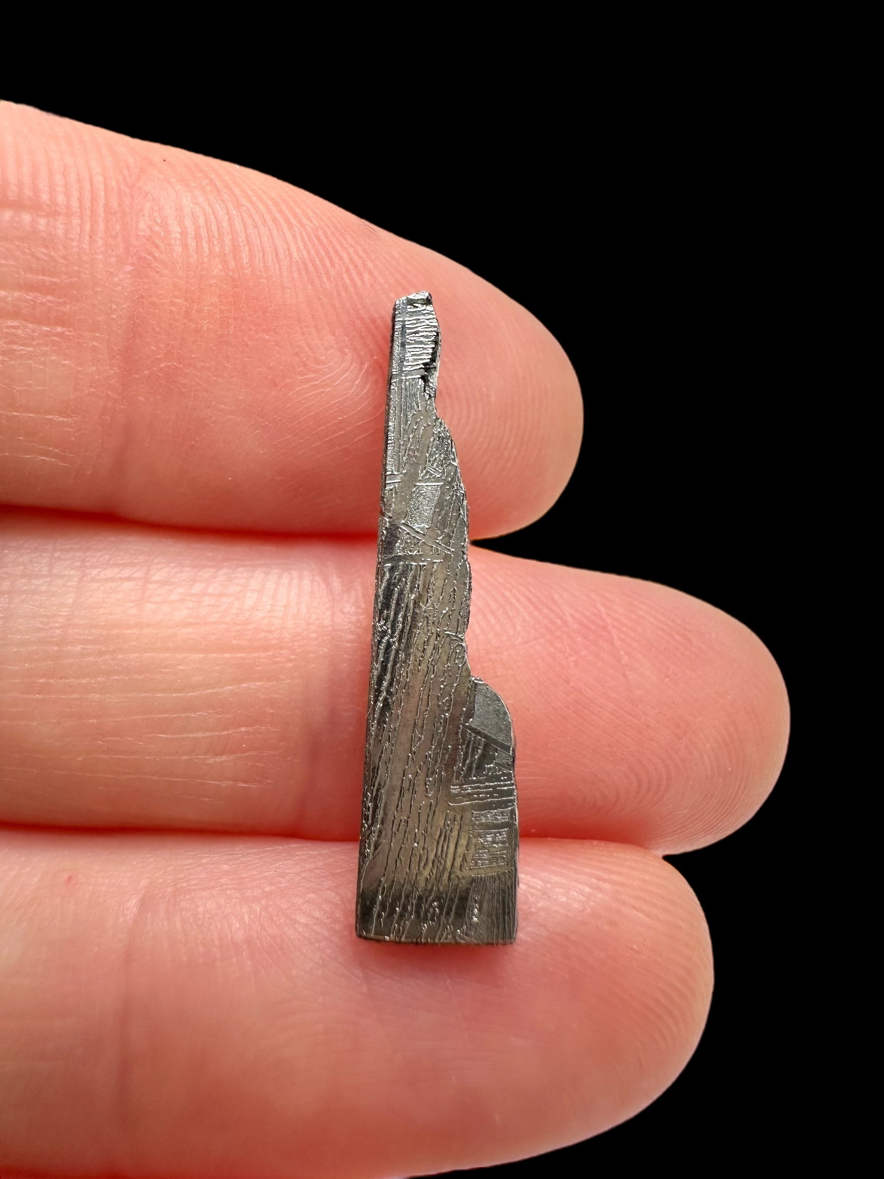 Meteorite Muonionalusta 1,1g – Extra quality – Norrbotten, Sweden - MEMO137