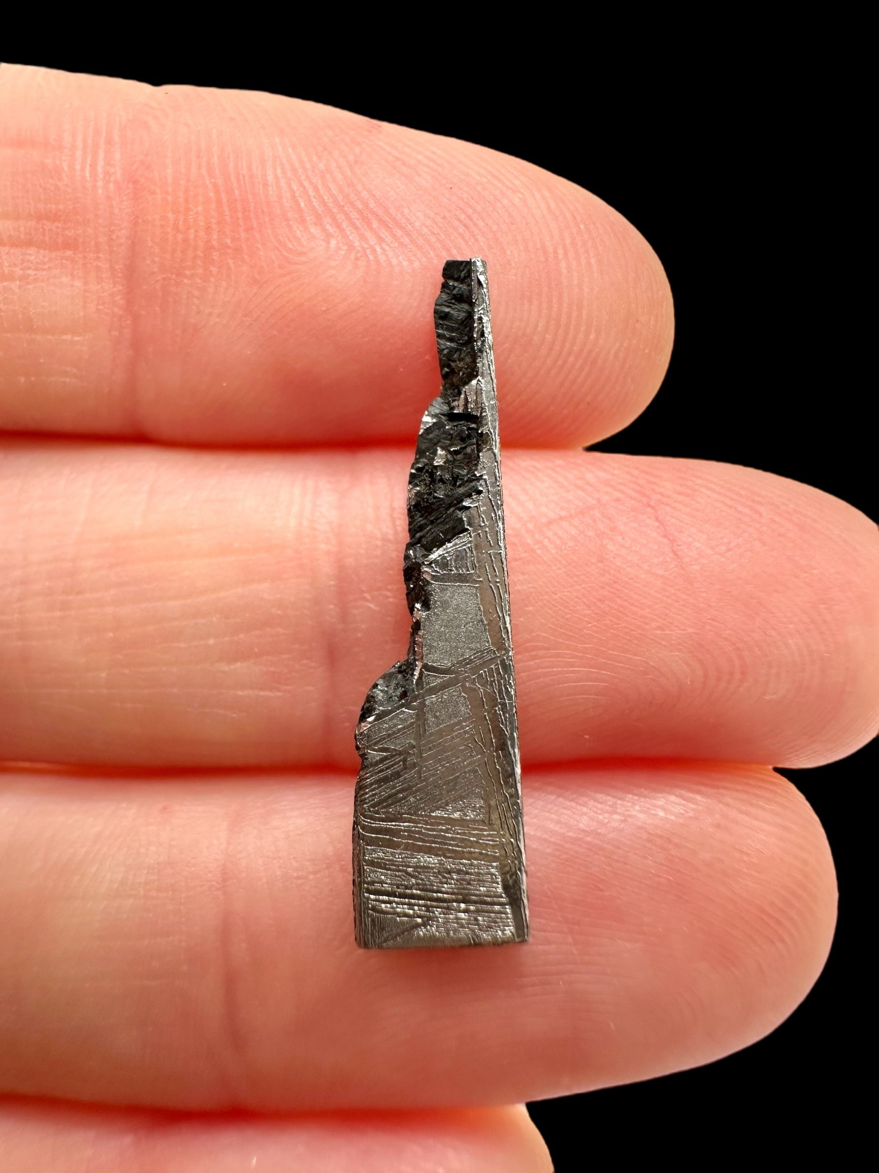 Meteorite Muonionalusta 1,1g – Extra quality – Norrbotten, Sweden