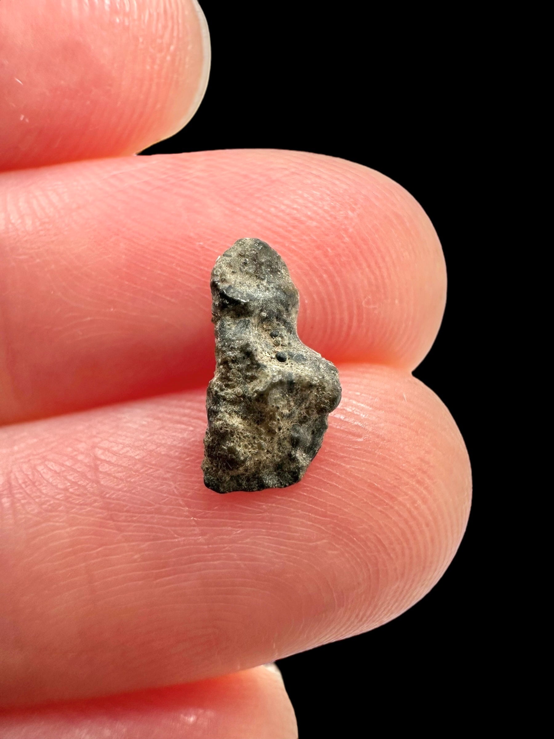 Lunar meteorite Bechar 003/006 – 0,1g – Algeria - MEBA71