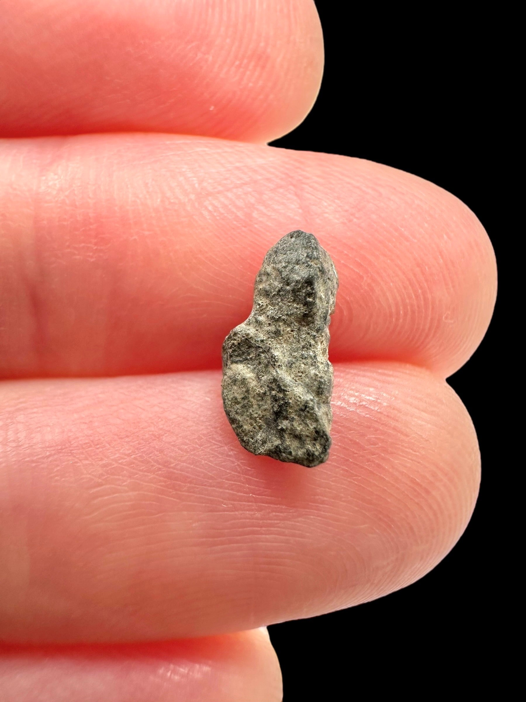 Lunar meteorite Bechar 003/006 – 0,1g – Algeria - MEBA71