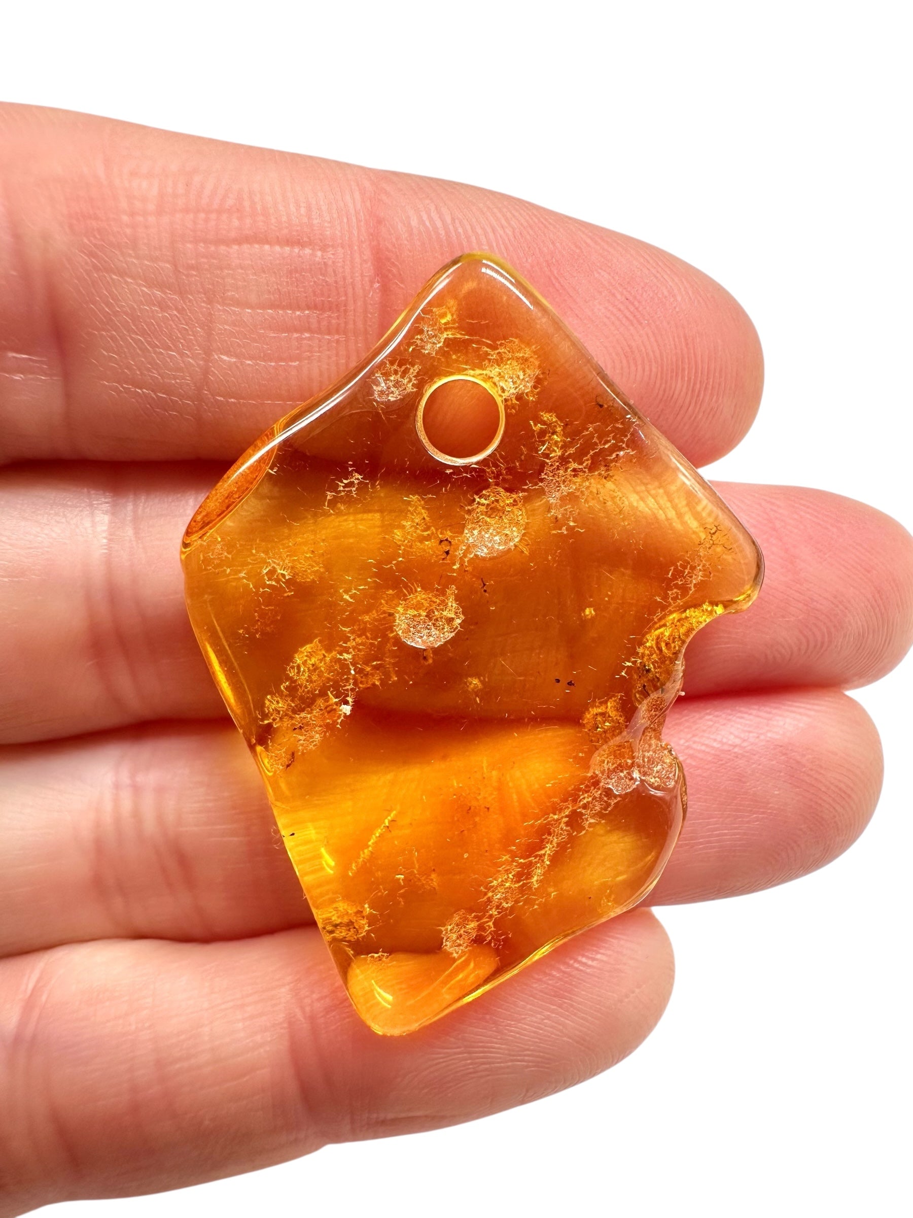 Amber with a drilled hole for hanging 3,3g – Lithuania - JND163