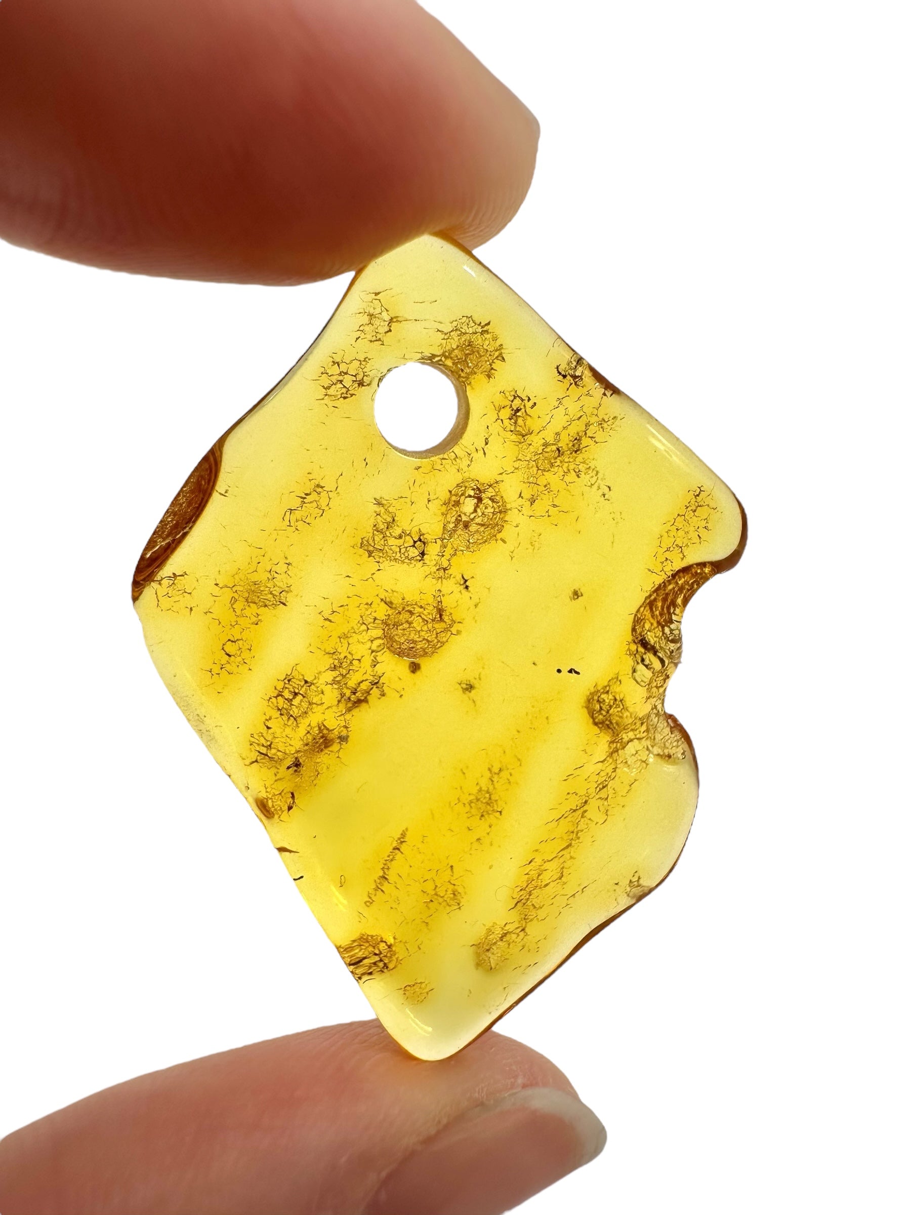 Amber with a drilled hole for hanging 3,3g – Lithuania - JND163