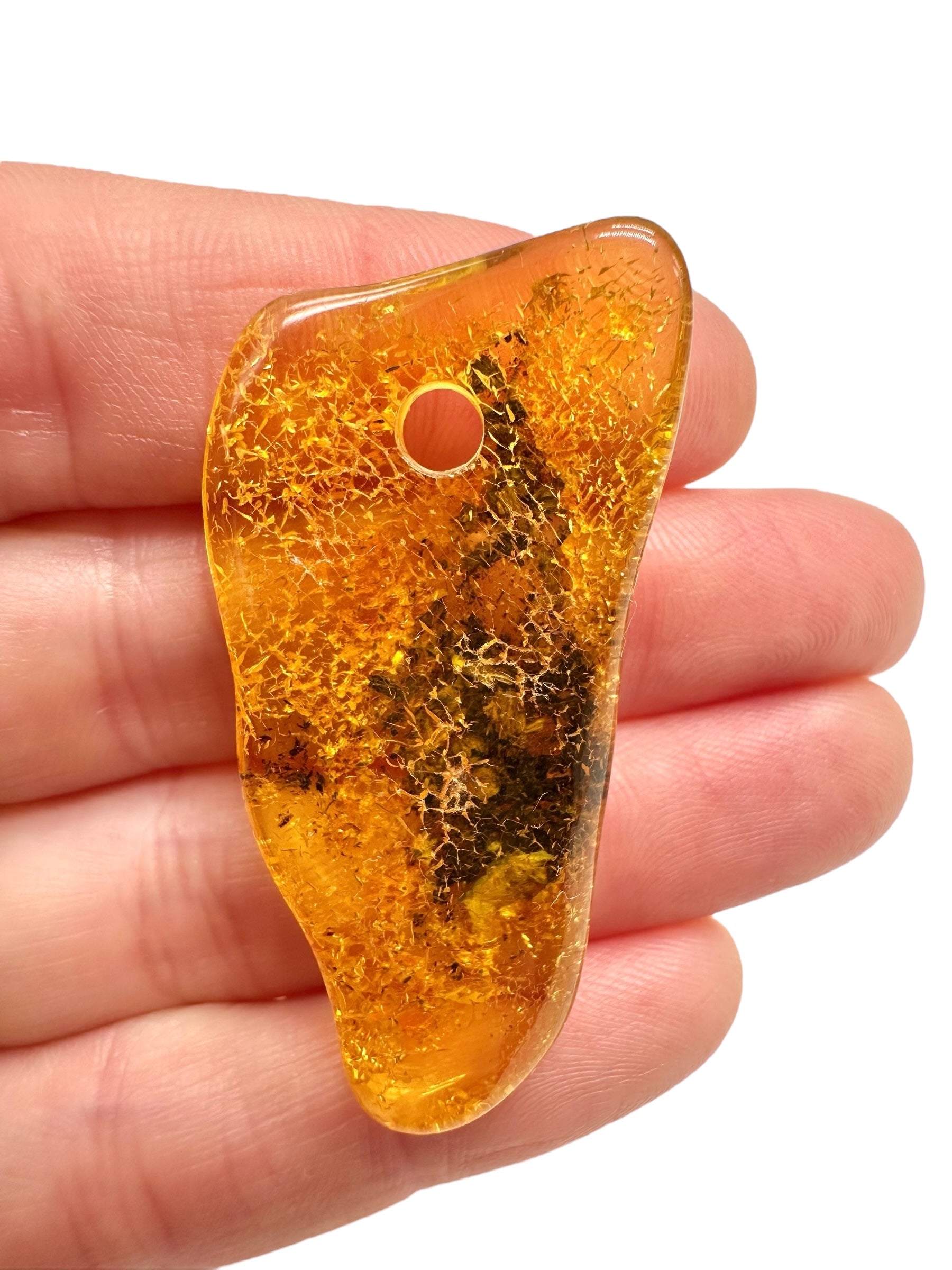 Amber with a drilled hole for hanging 4g – Lithuania - JND164