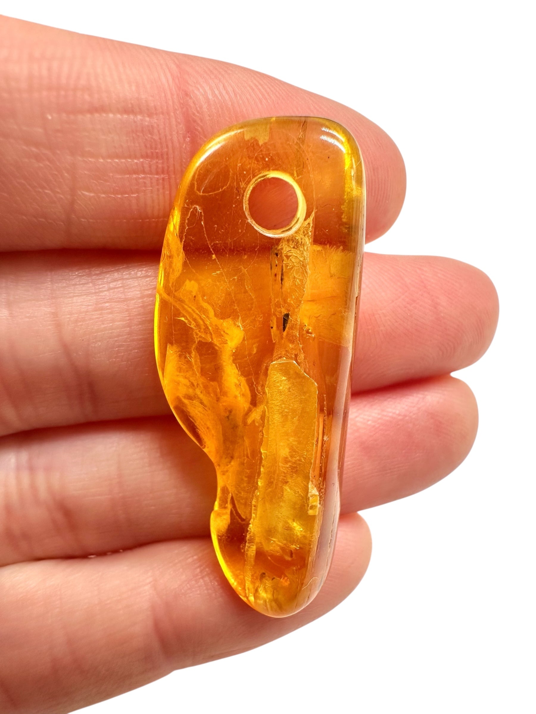 Amber with a drilled hole for hanging 2,4g – Lithuania - JND165