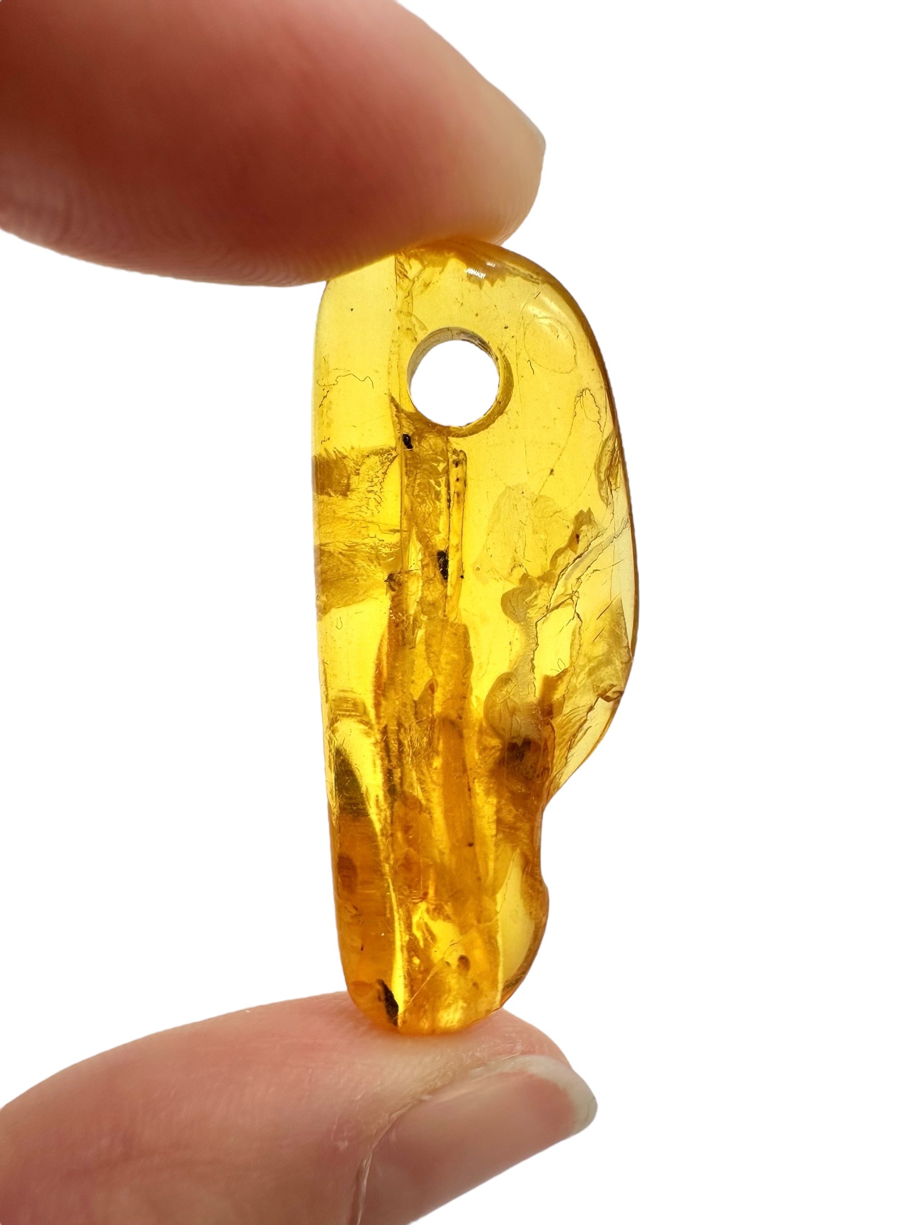 Amber with a drilled hole for hanging 2,4g – Lithuania - JND165