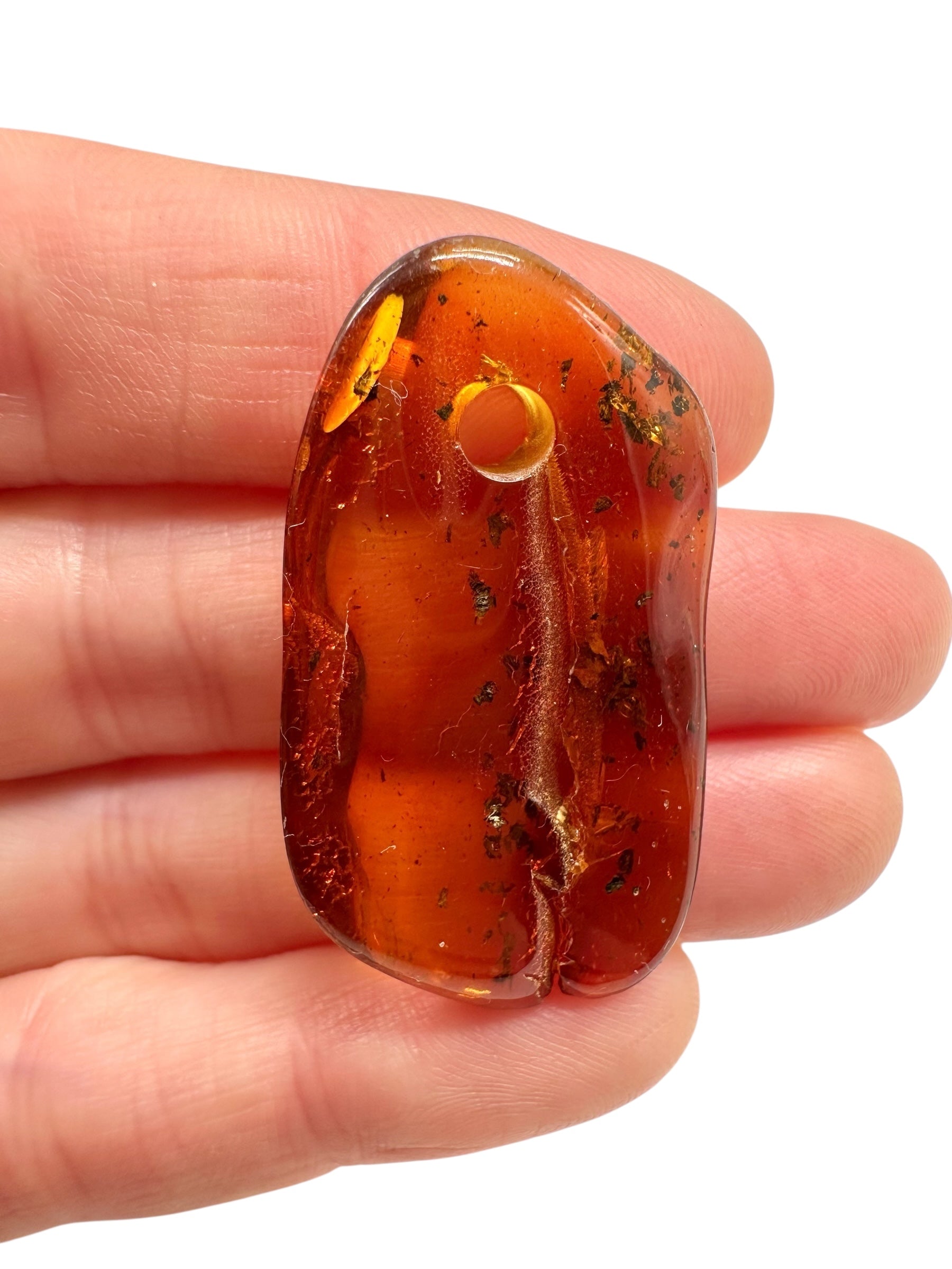 Amber with a drilled hole for hanging 2,9g – Lithuania - JND166