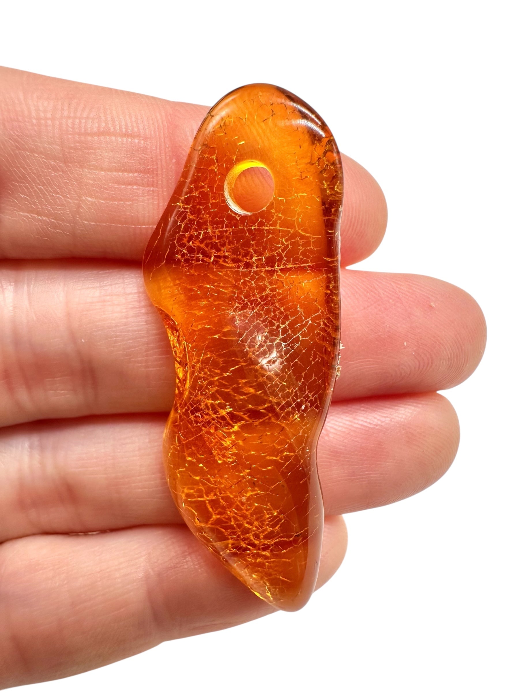 Amber with a drilled hole for hanging 3,1g – Lithuania