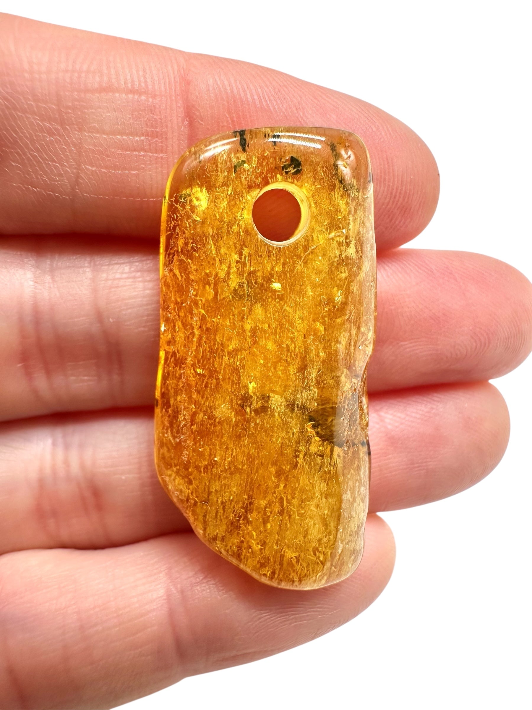 Amber with a drilled hole for hanging 3,3g – Lithuania