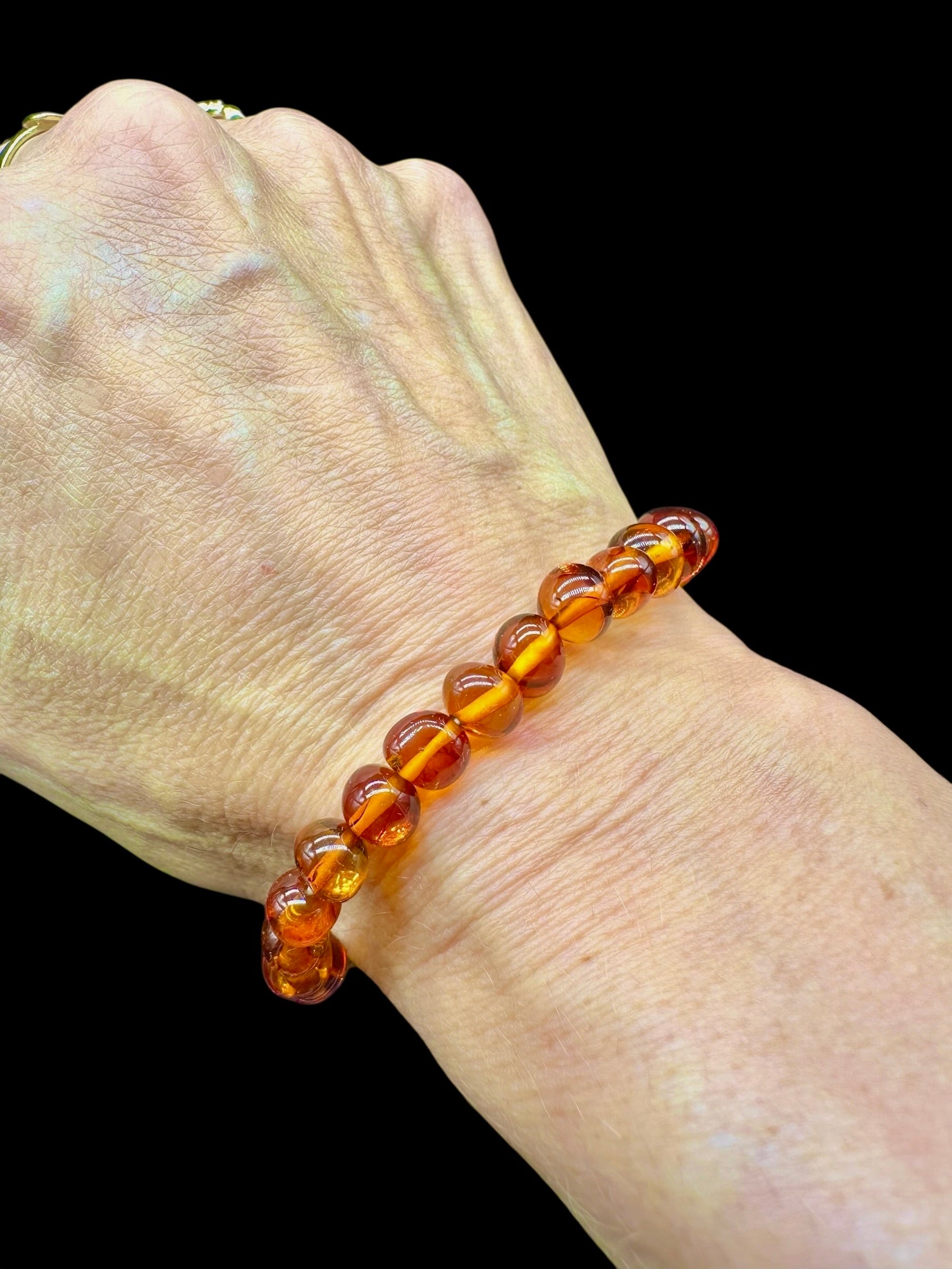 Amber bracelet / random piece - N/J008