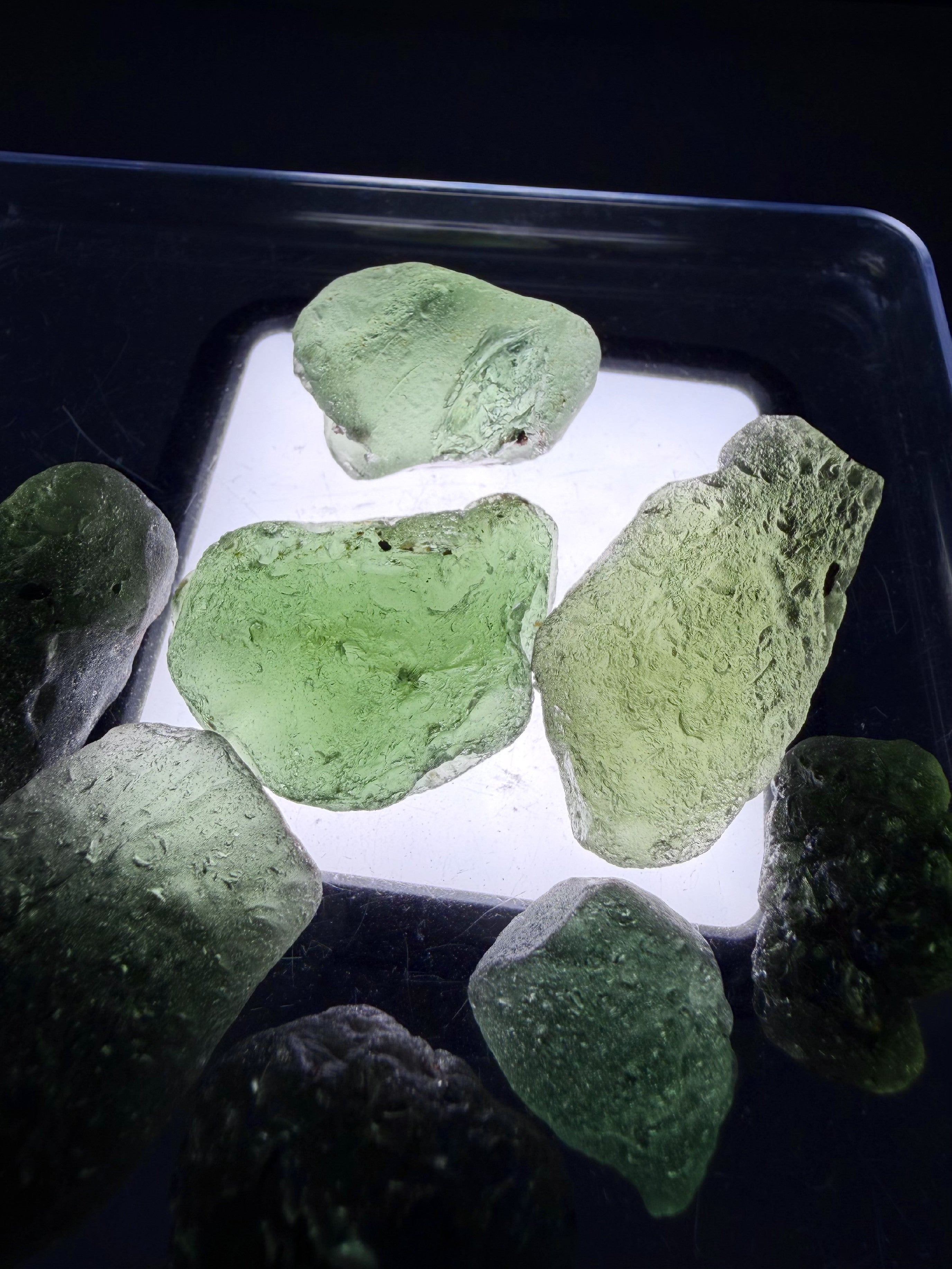 Moldavites for cutting – Radomilice – 92g - VVEL66