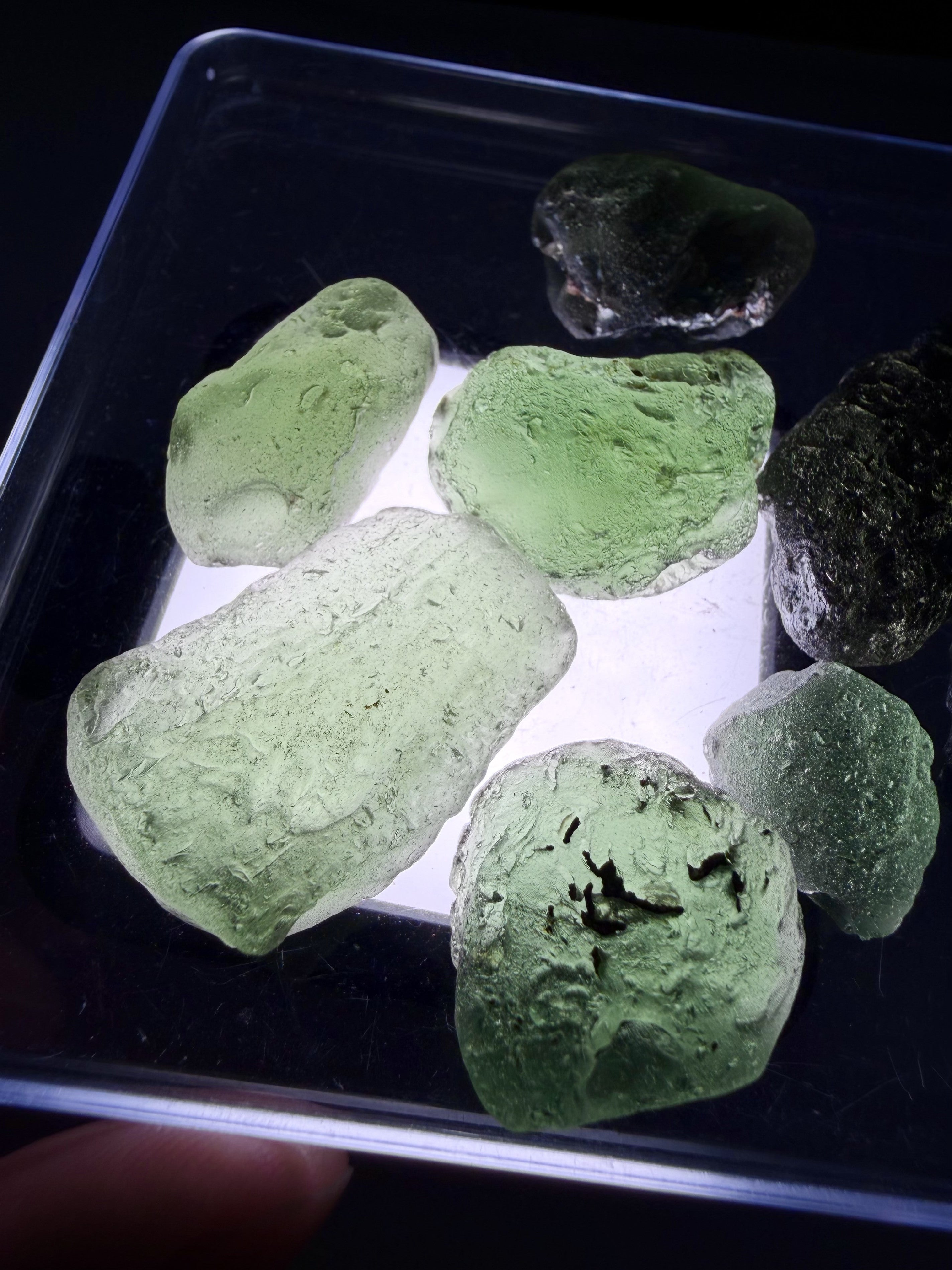 Moldavites for cutting – Radomilice – 92g - VVEL66