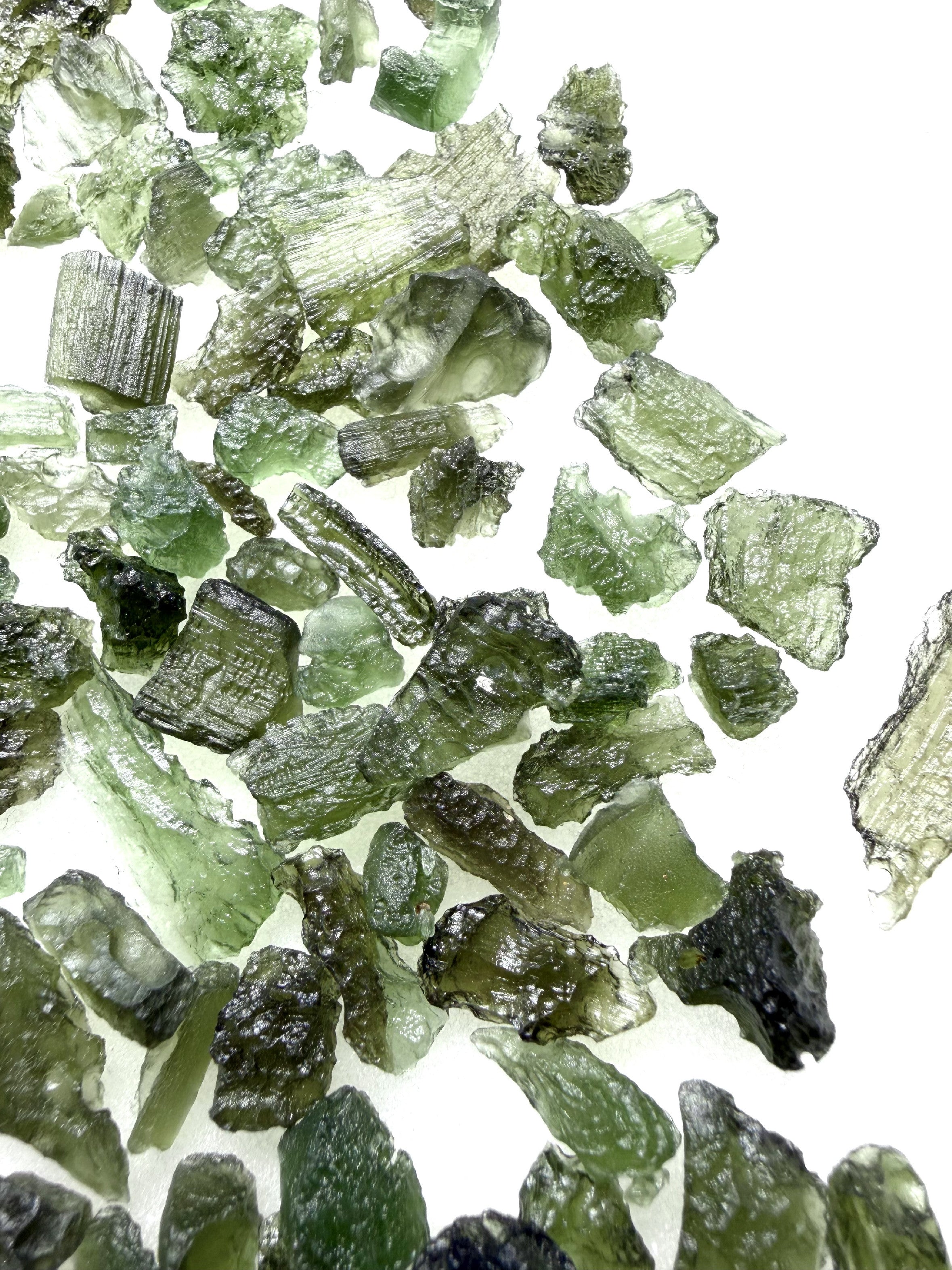 Moldavites from Chlum 0-1g – Undamaged – 100g - VVEL68