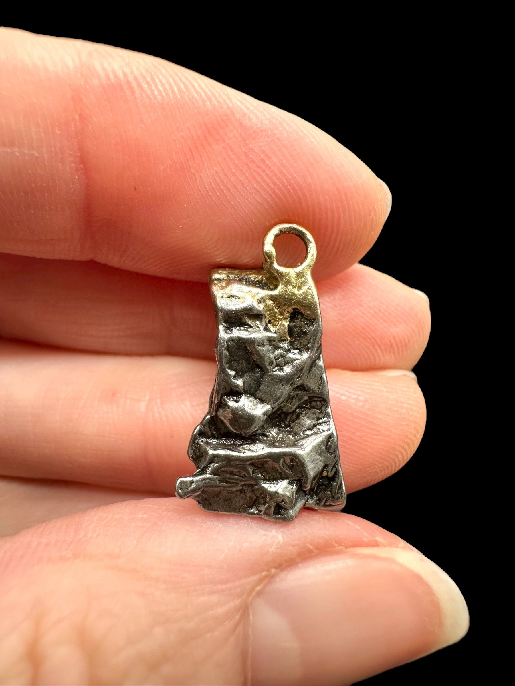 Iron meteorite pendant 4,8g