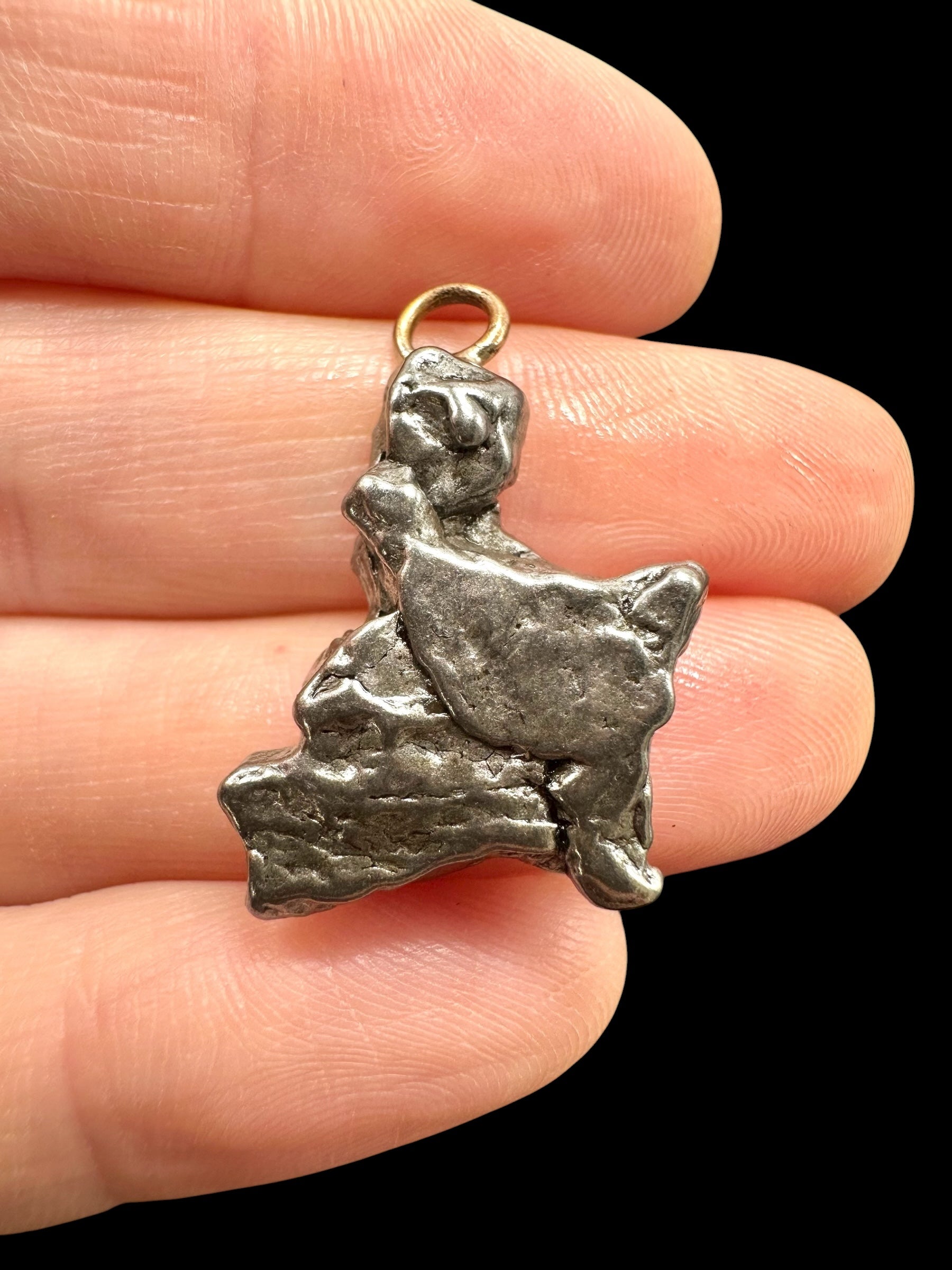Iron meteorite pendant 7g