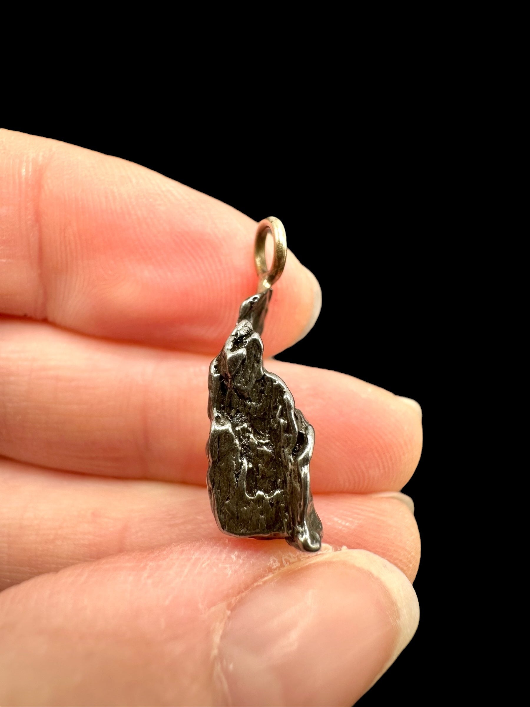 Iron meteorite pendant 3,6g - P/ZM057