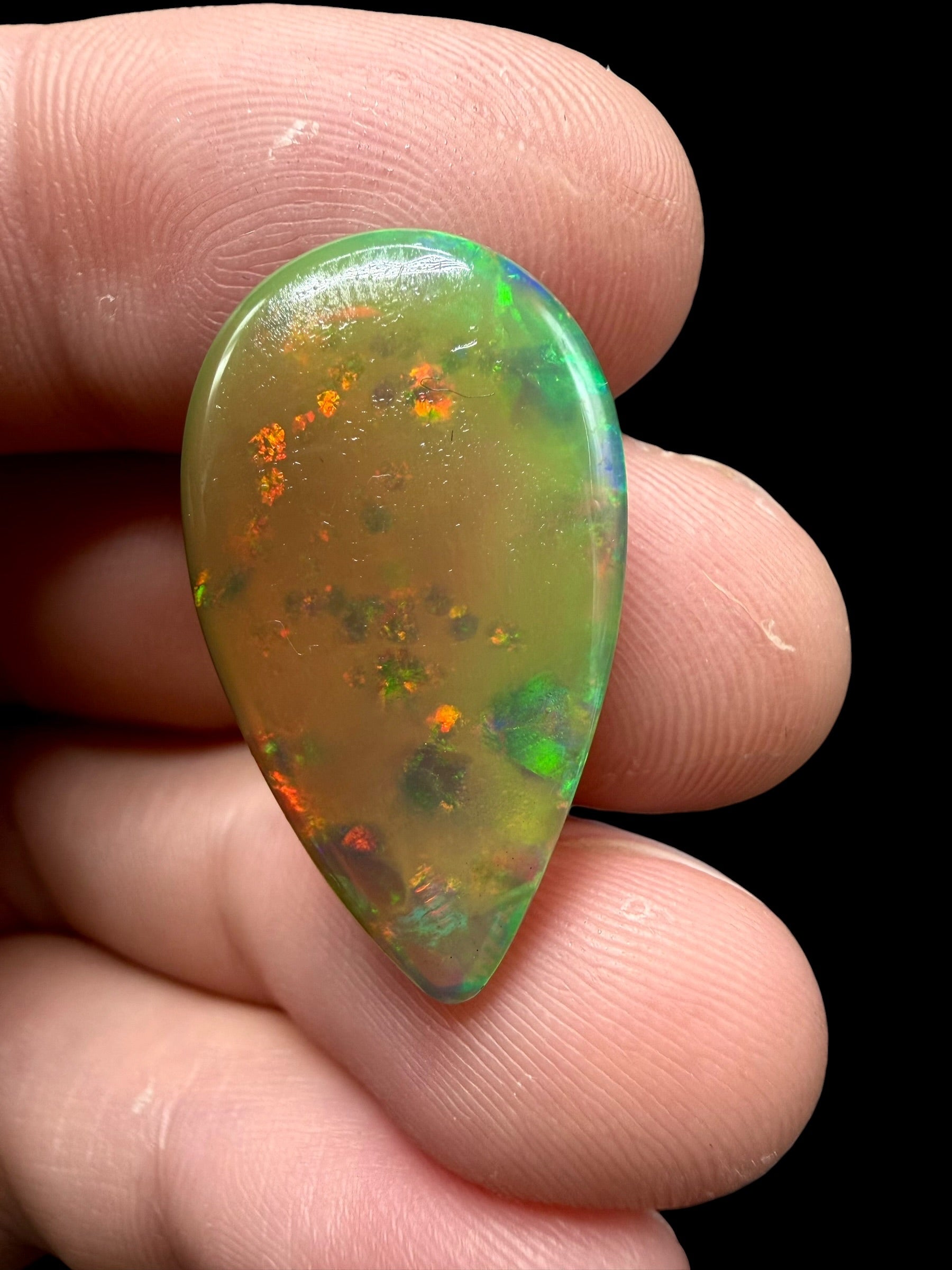 Precious opal cabochon 13,8ct – Welo, Ethiopia - OPK003